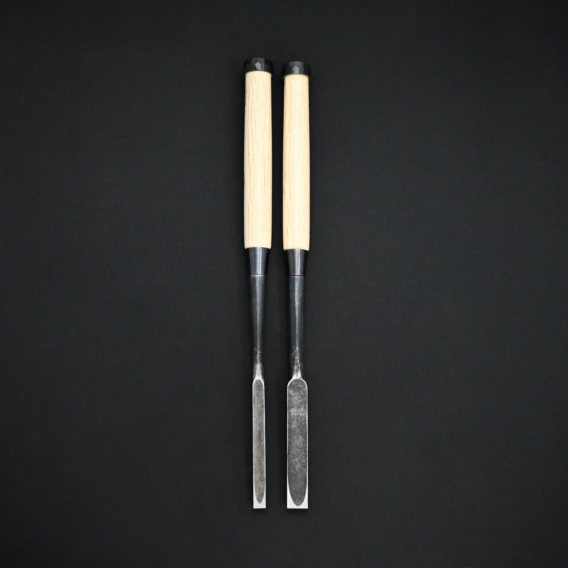 kanetake Longneck Timber chisel / カネ武 首長厚鑿 Atsunomi
