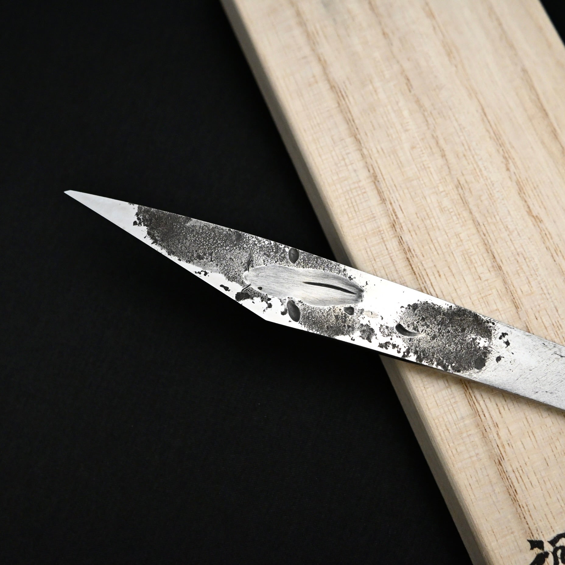 Mochizuki Kiridashi Knife Right hand by Sozen Carving 望月 素全作 切出し小刀 右 18mm