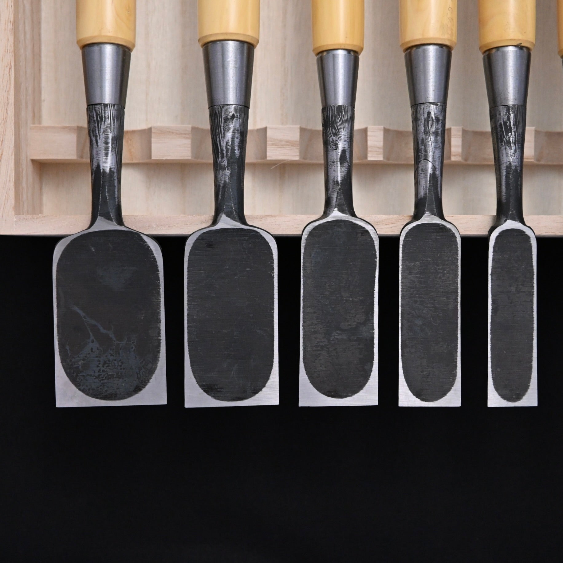 Sukemasa Suminagashi Bench chisels set with BoxWood Handles 助正 墨流し 追入組鑿 柘植柄 白紙鋼 Oirenomi