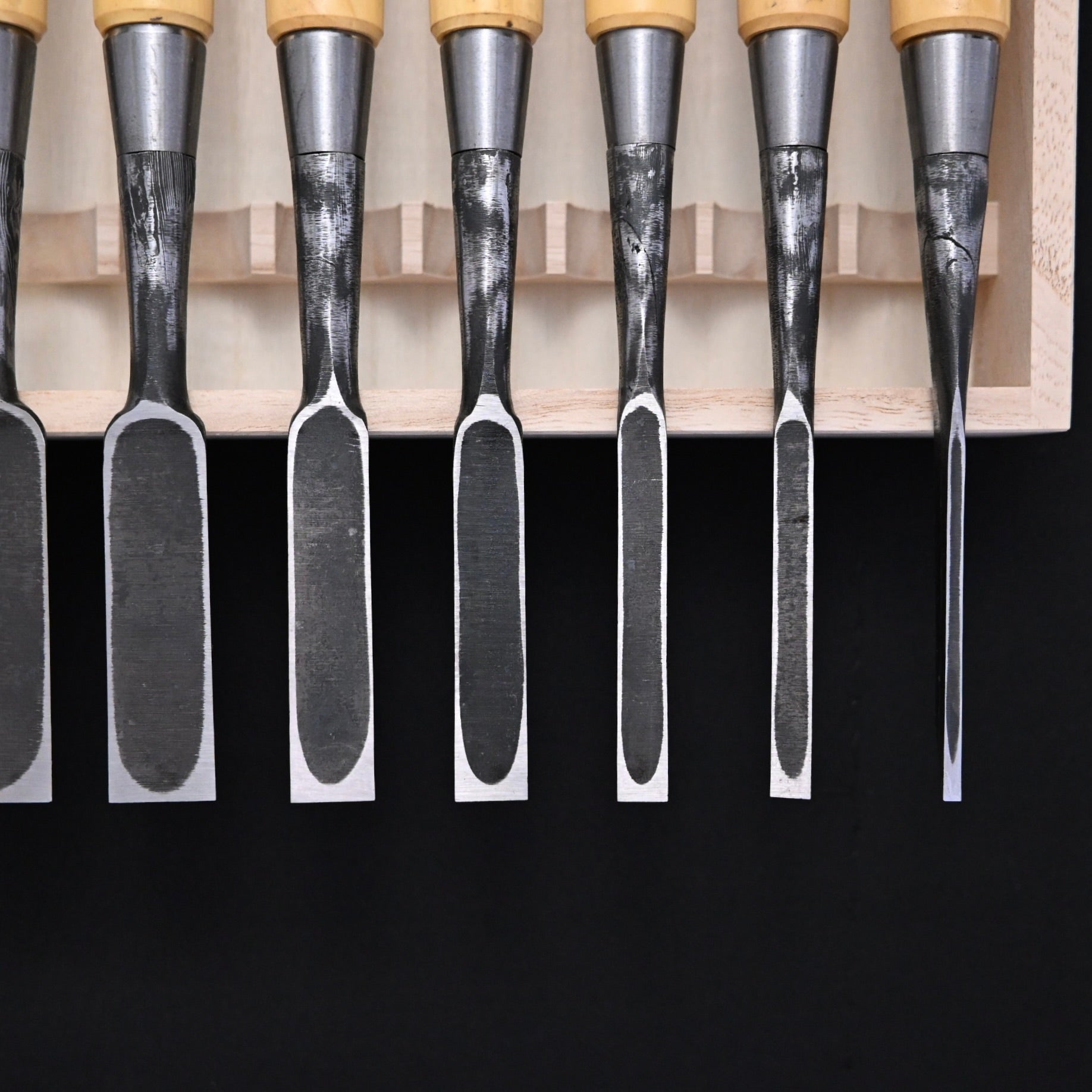 Sukemasa Suminagashi Bench chisels set with BoxWood Handles 助正 墨流し 追入組鑿 柘植柄 白紙鋼 Oirenomi