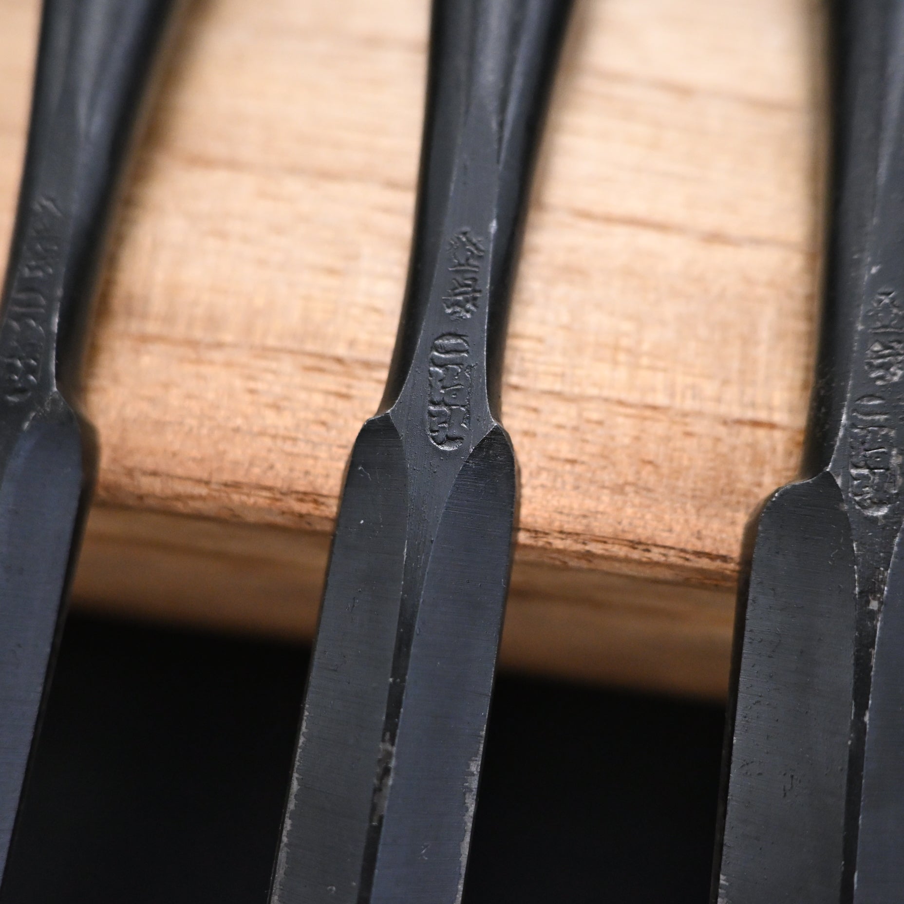 二治弘 鎬 追入鑿 今井忠太郎作 Nijihiro Dovetail Bench chisels by Chuutarou Imai