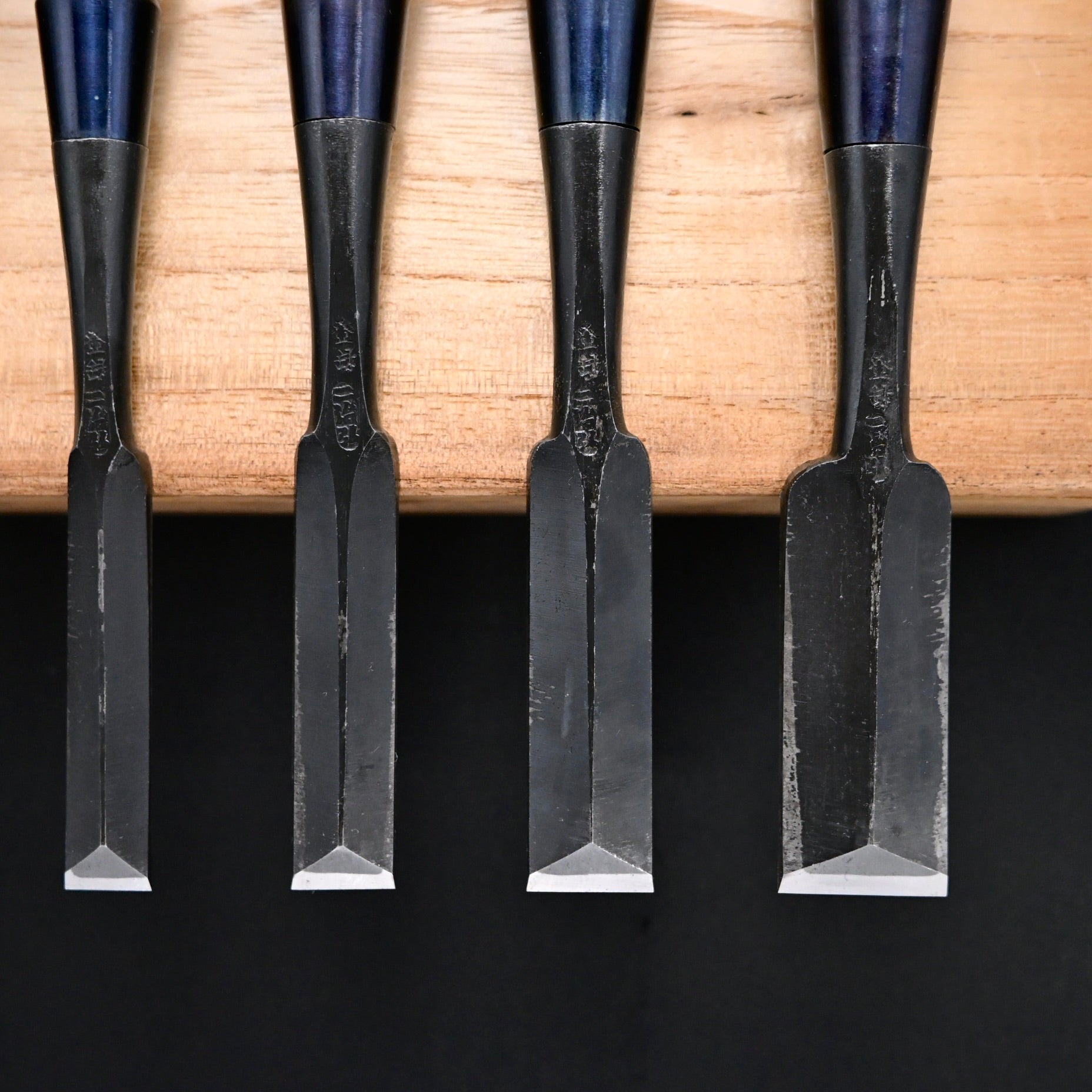二治弘 鎬 追入鑿 今井忠太郎作 Nijihiro Dovetail Bench chisels by Chuutarou Imai