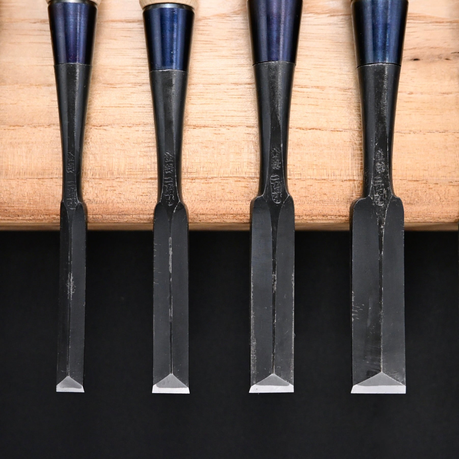 二治弘 鎬 追入鑿 今井忠太郎作 Nijihiro Dovetail Bench chisels by Chuutarou Imai
