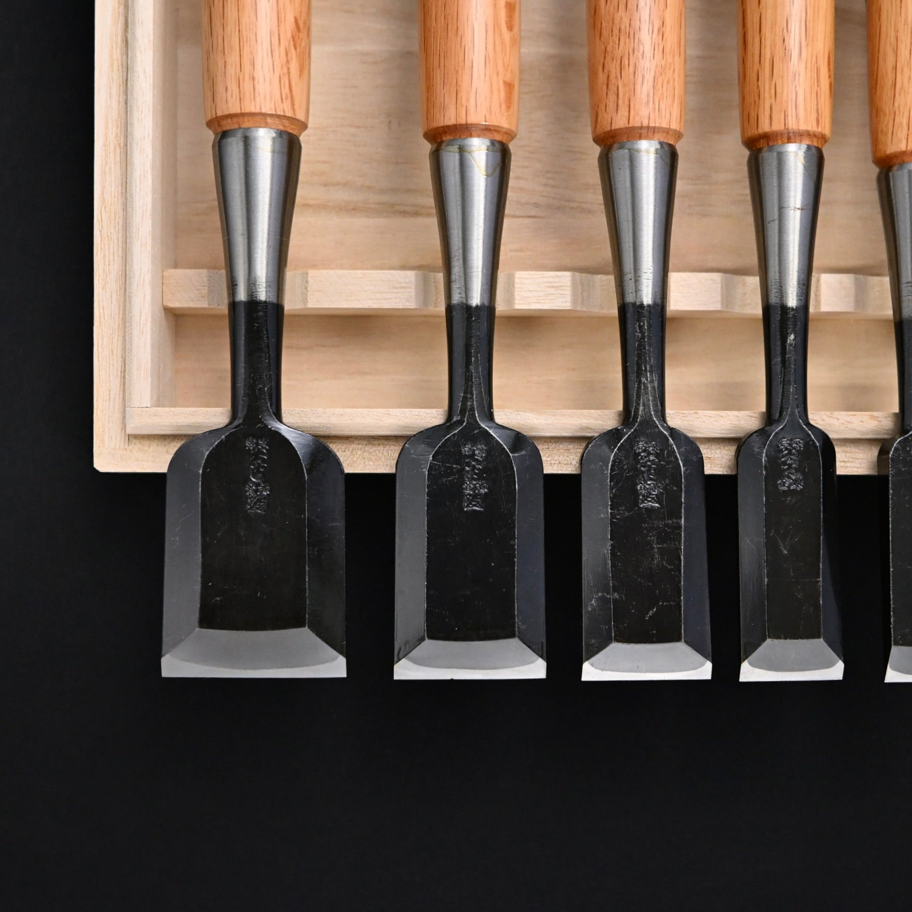 #6 Ouchi Bench chisels set Red Oak Handle by Ouchi 宗家大内 追入組鑿 赤樫柄 桐箱付