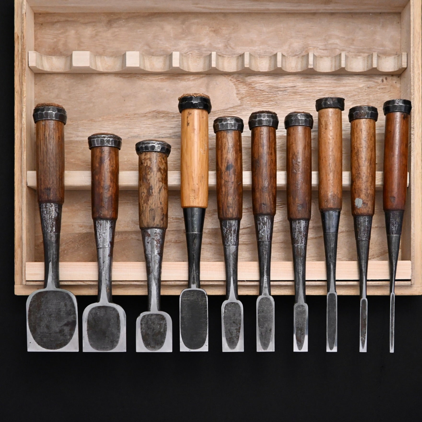 Funahiro Used Bench chisels 10pc set 中古 元寿舟弘 船津祐司作 追入組鑿 Oirenomi
