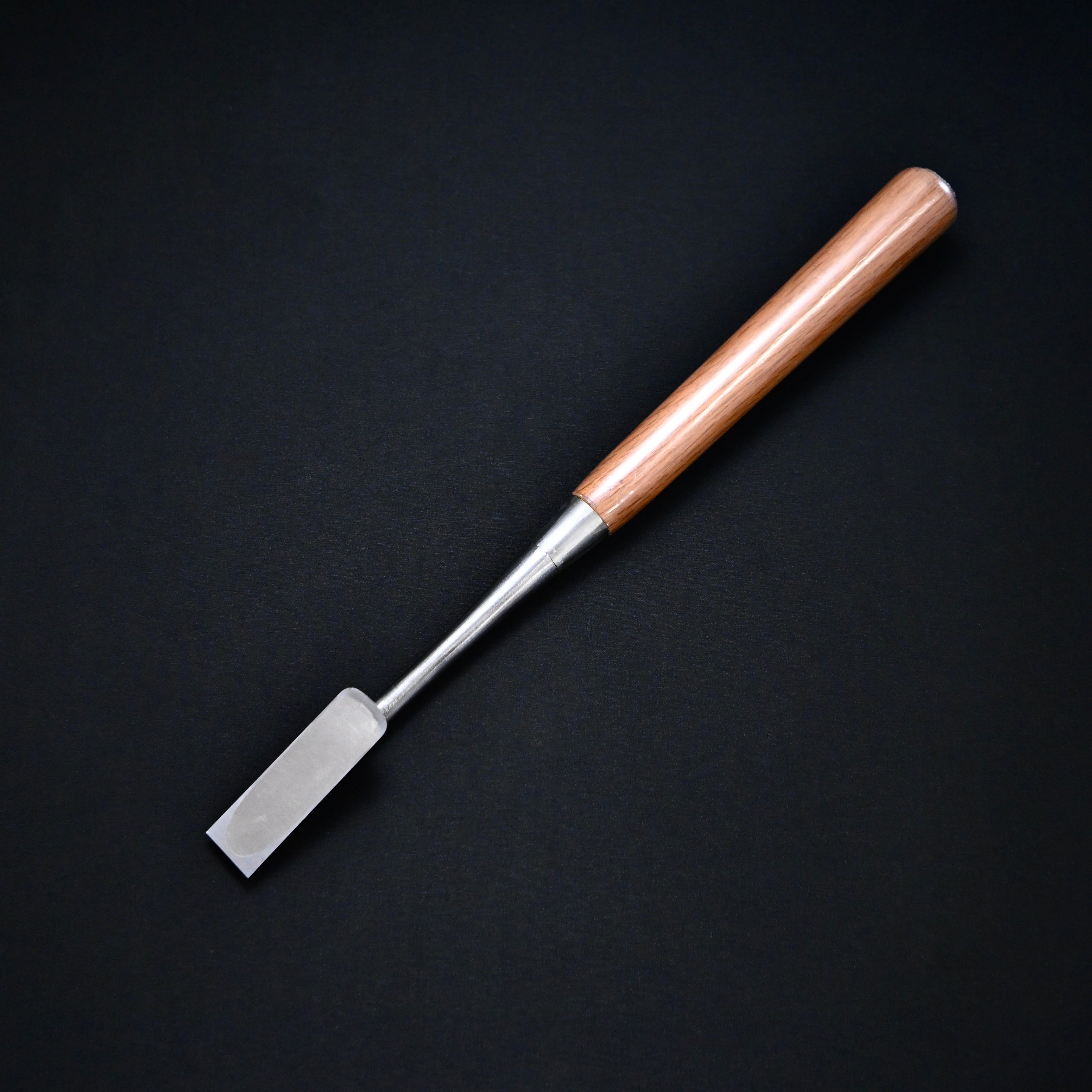 田斎作 磨仕上 面取鏝のみ アゴ付 赤樫柄 21mm Tasai Special Trowel chisel (Kote nomi) Polish finished with Red oak handle