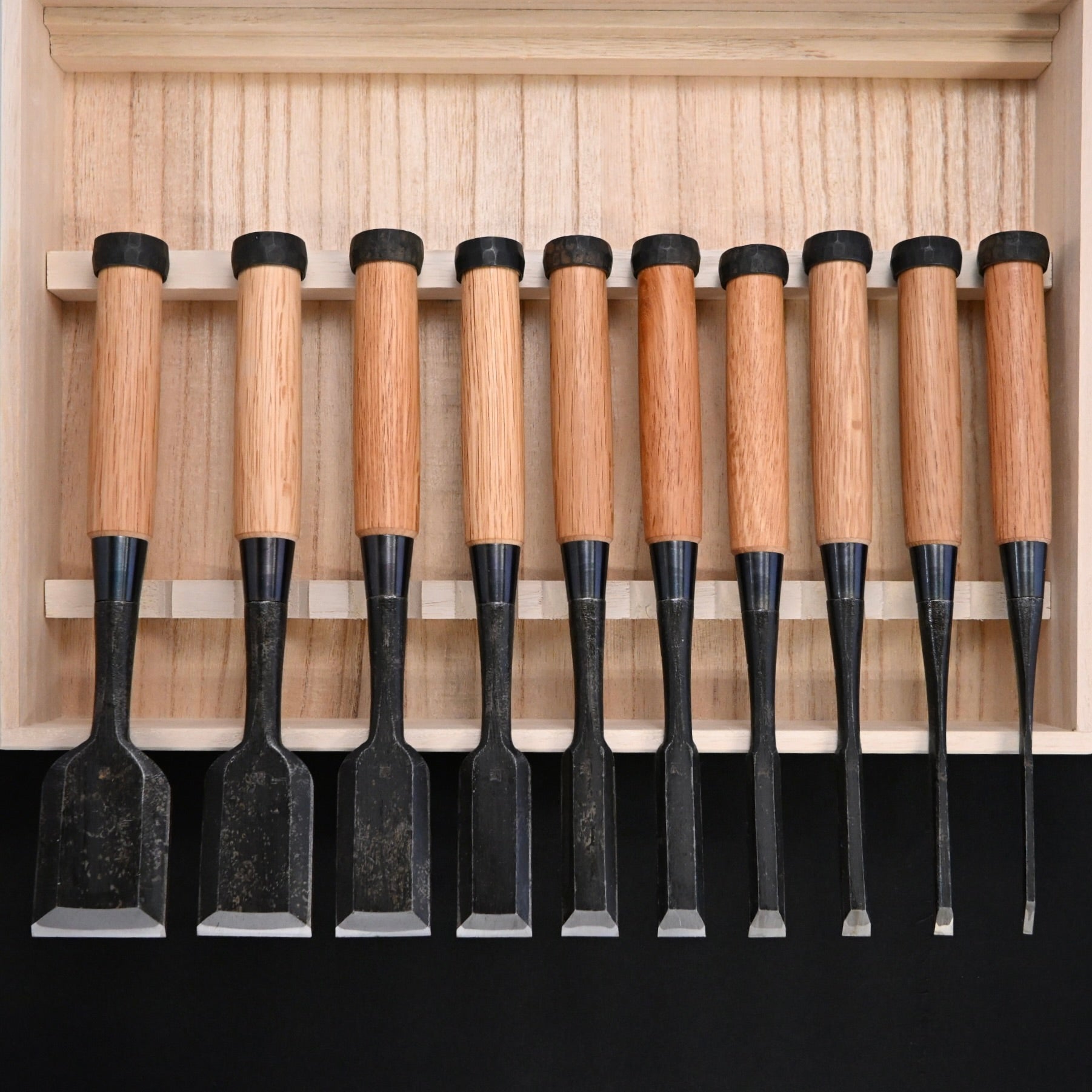 Kanetake Bench chisels set Red oak handle by Takahashi Norikazu 高橋典三作 カネ武 追入組鑿 赤樫柄
