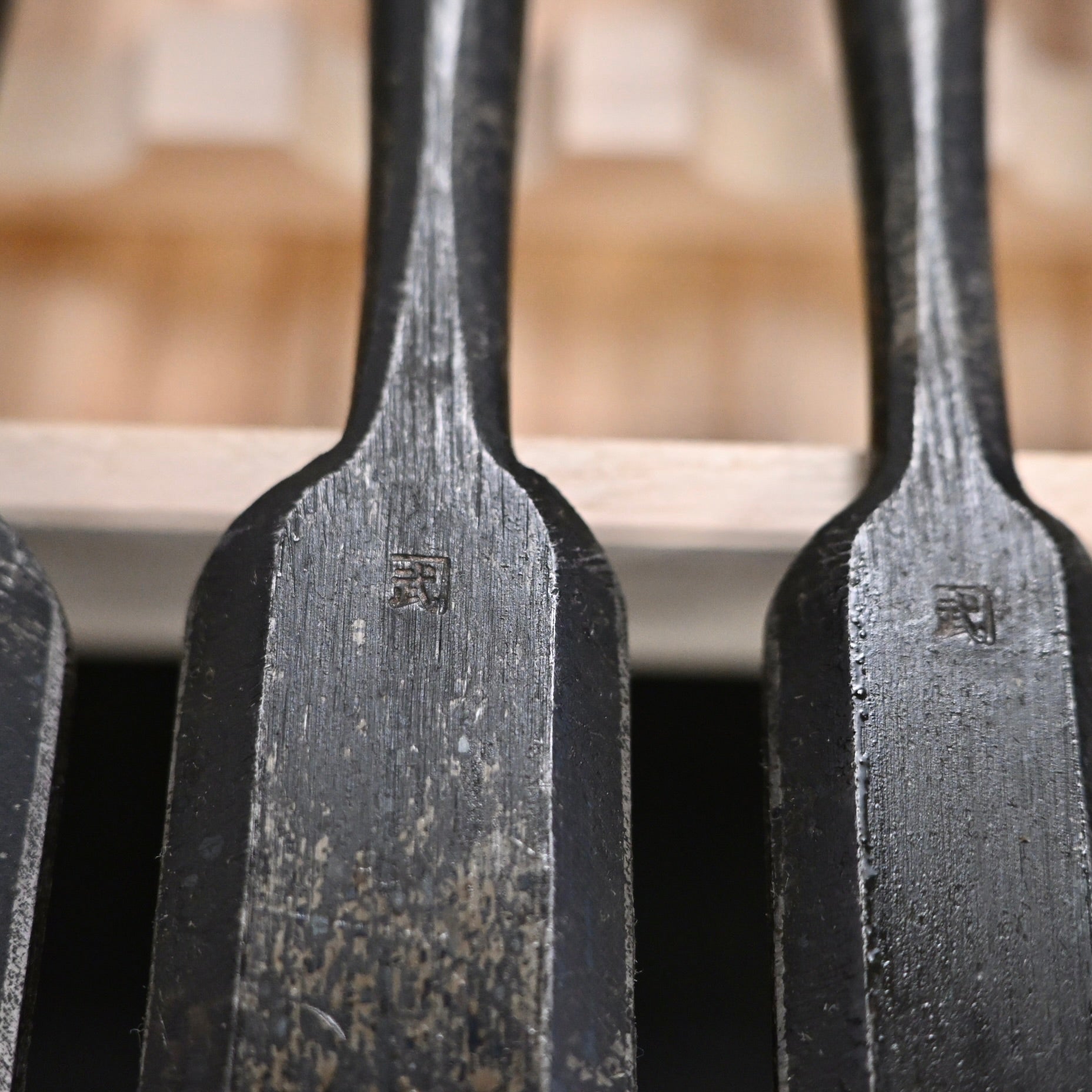 Kanetake Bench chisels set Red oak handle by Takahashi Norikazu 高橋典三作 カネ武 追入組鑿 赤樫柄