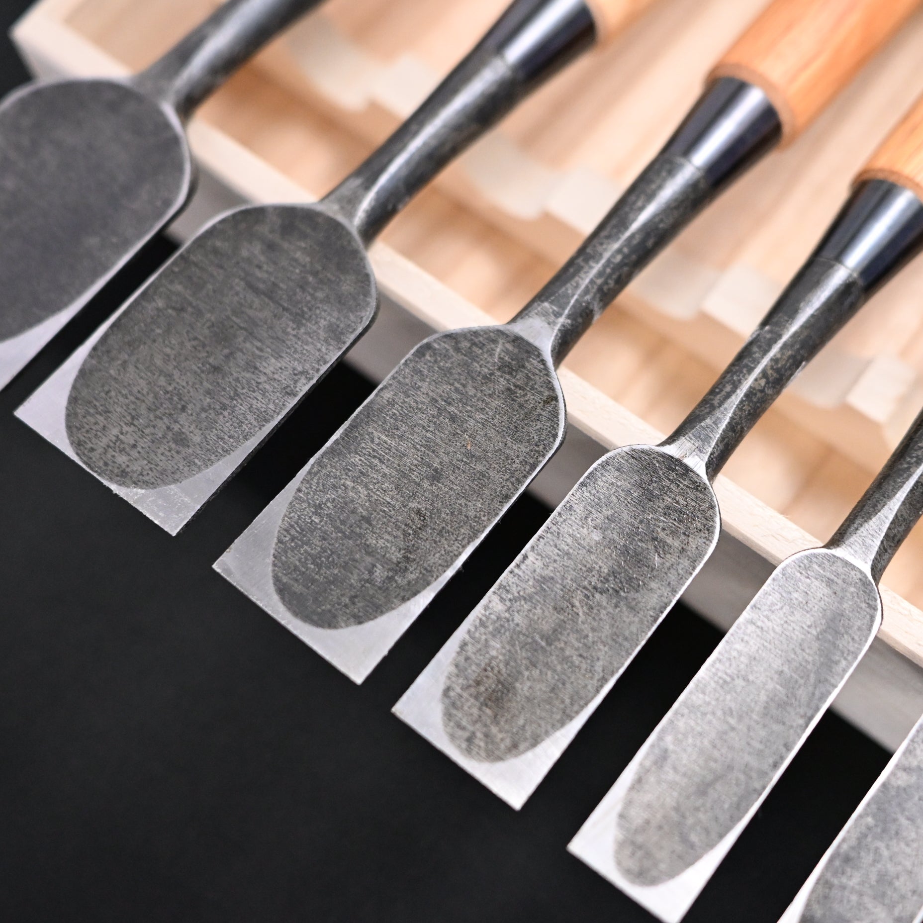 Kanetake Bench chisels set Red oak handle by Takahashi Norikazu 高橋典三作 カネ武 追入組鑿 赤樫柄
