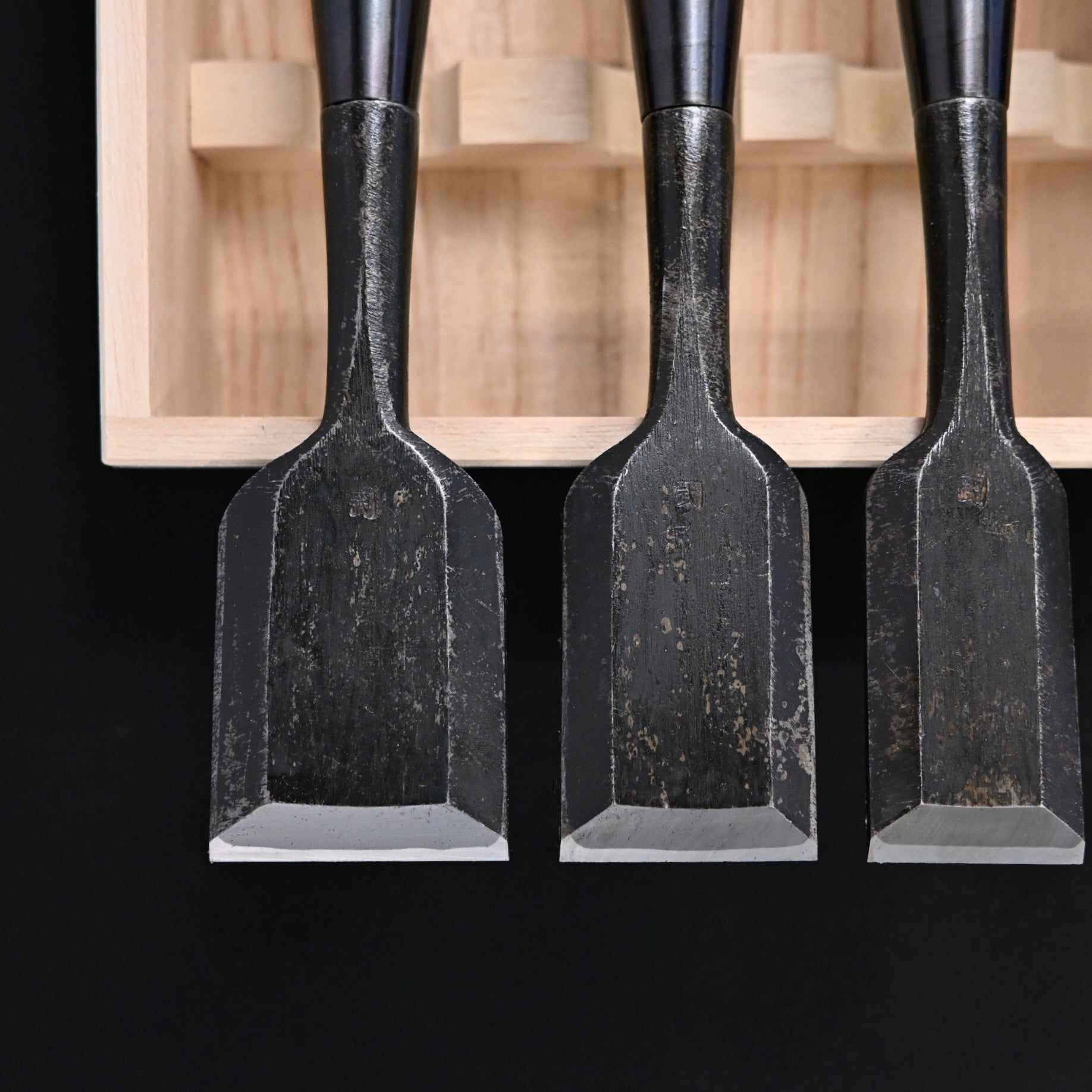 Kanetake Bench chisels set white oak handle by Takahashi Norikazu 高橋典三作 カネ武 追入組鑿