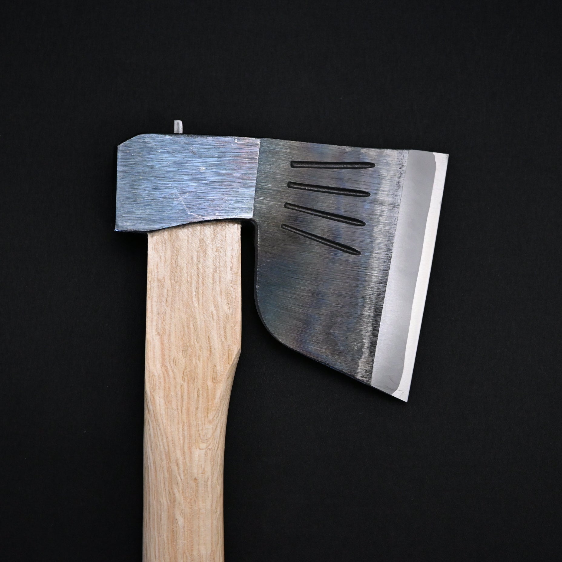 Japanese Carpenter's Axe by Tadachika with Blue steel Axe 450g 土佐刃物 忠親作 青紙鋼 丸型手斧 450g