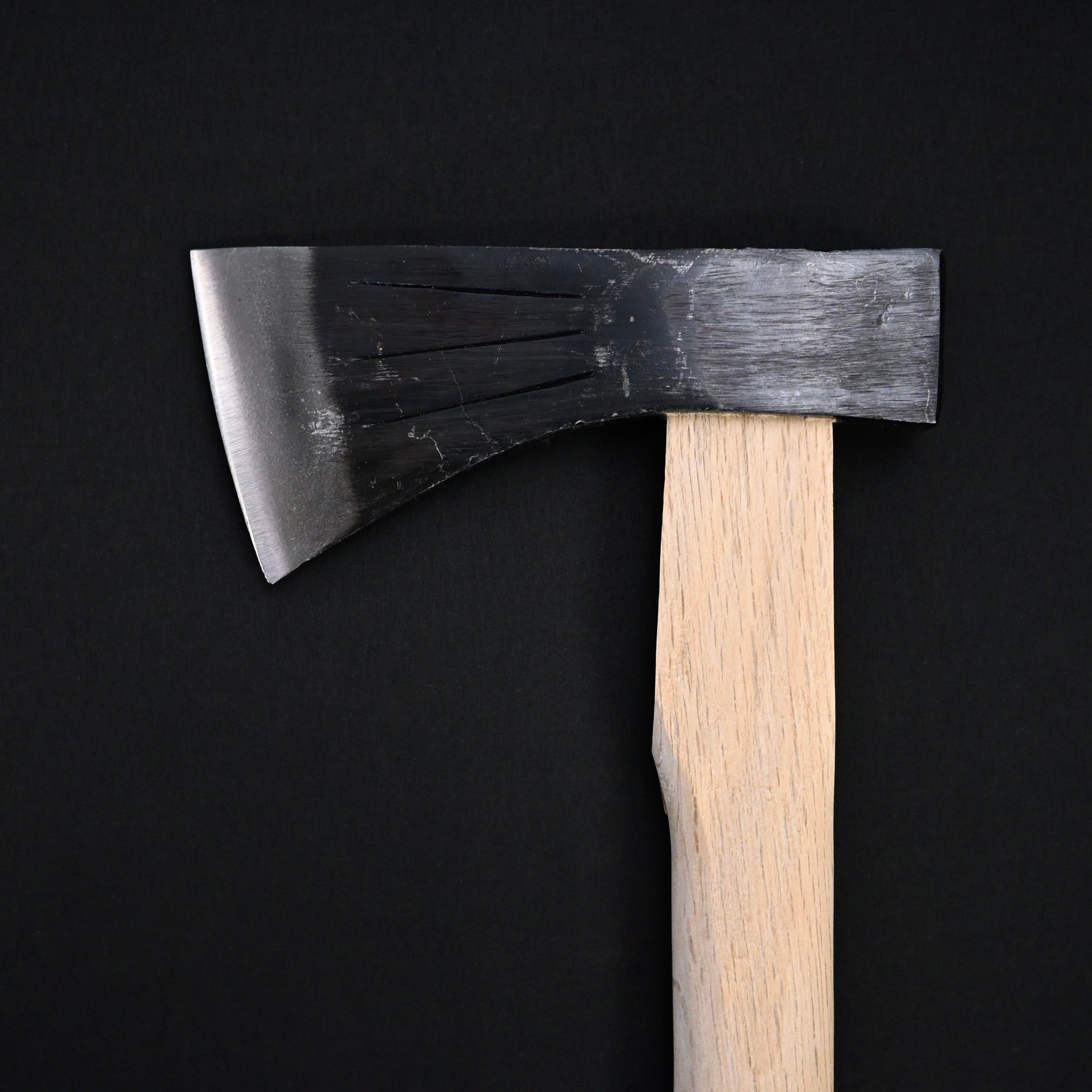 Japanese Carpenter's Ginnan Type Axe by Tadachika with Blue steel Axe 500g 土佐刃物 忠親作 銀杏型手斧 青紙鋼 500g