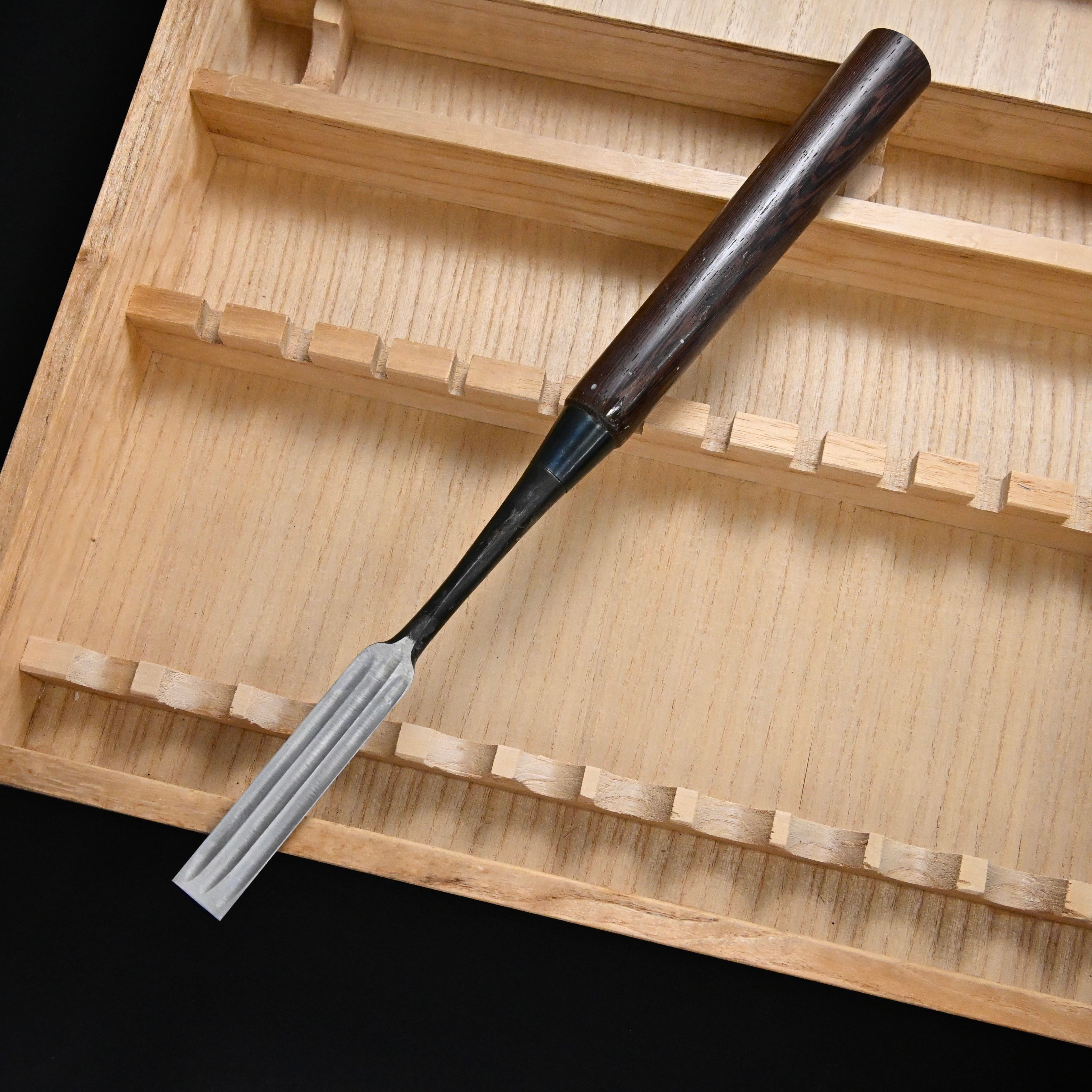 希少品 二代越孝 黒打 四ツ裏 磨仕上 20本組鑿 白紙鋼 Authentic Vintage Koshitaka Second Generation 20pc chisels set