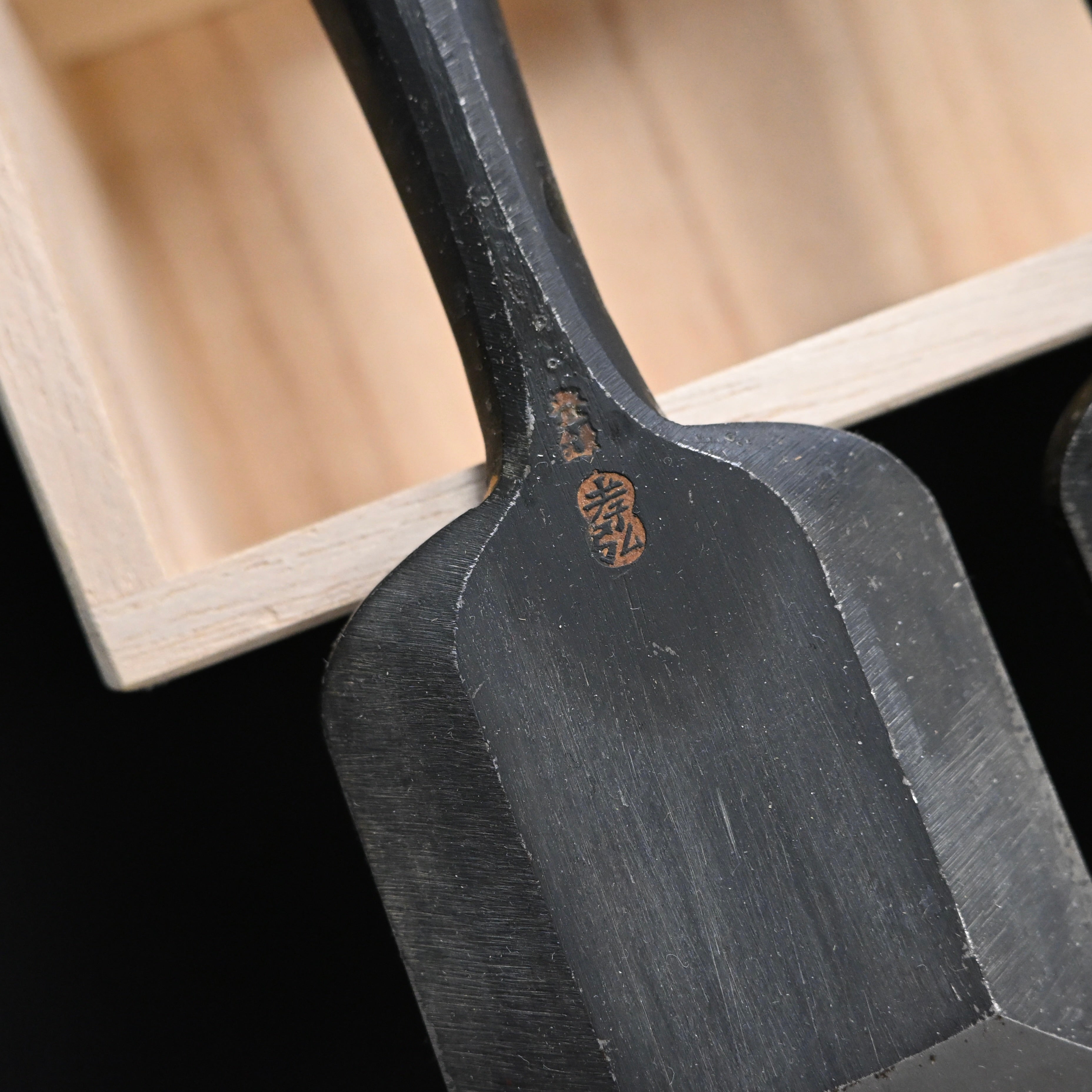 掘出し物 孝弘 面取追入組鑿 赤樫柄 13本組 Old Stock Takahiro Bench chisels set