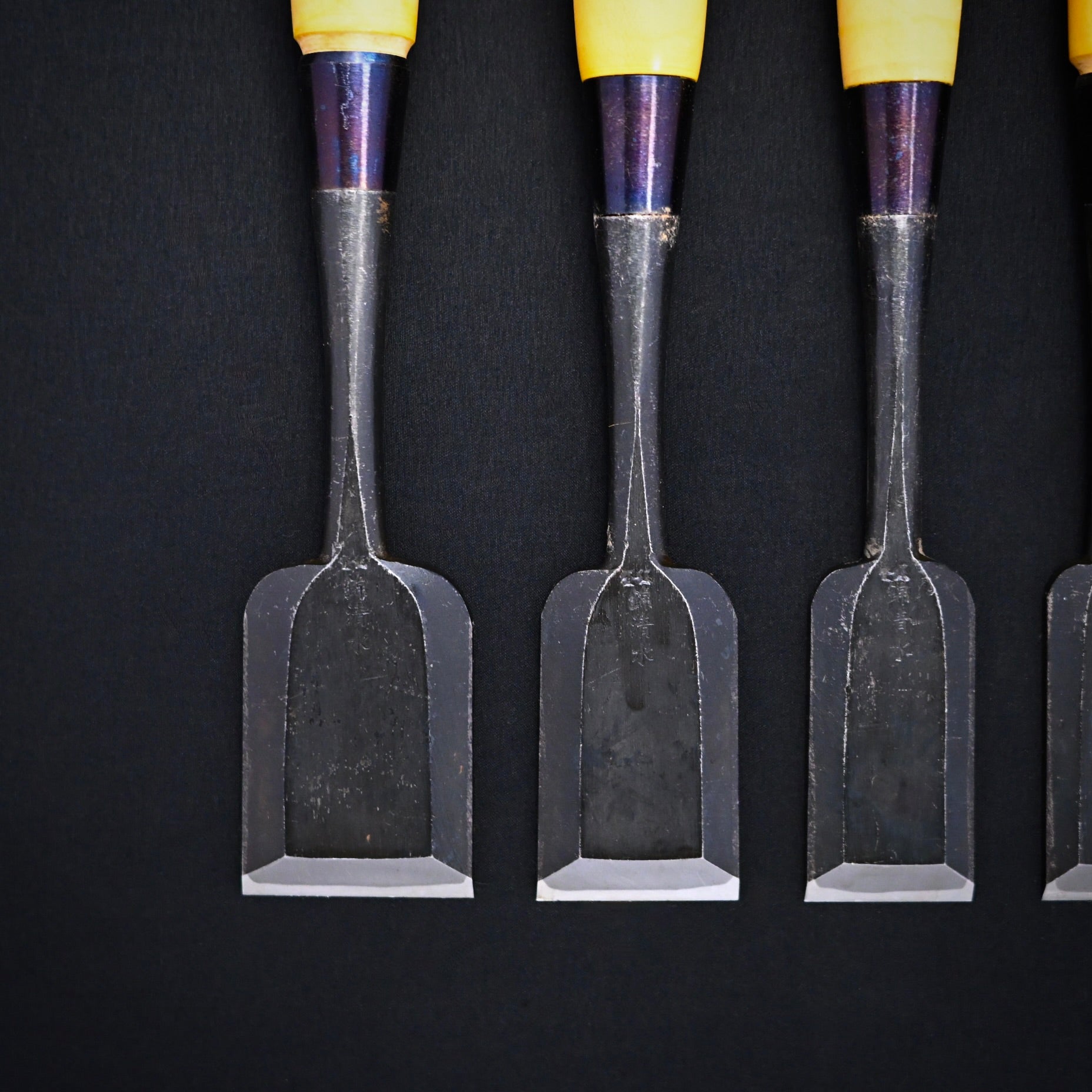 掘出し物 錦清水 首高 追入 グミ柄 Rare Stock Nishiki Kiyomi Bench Chisels