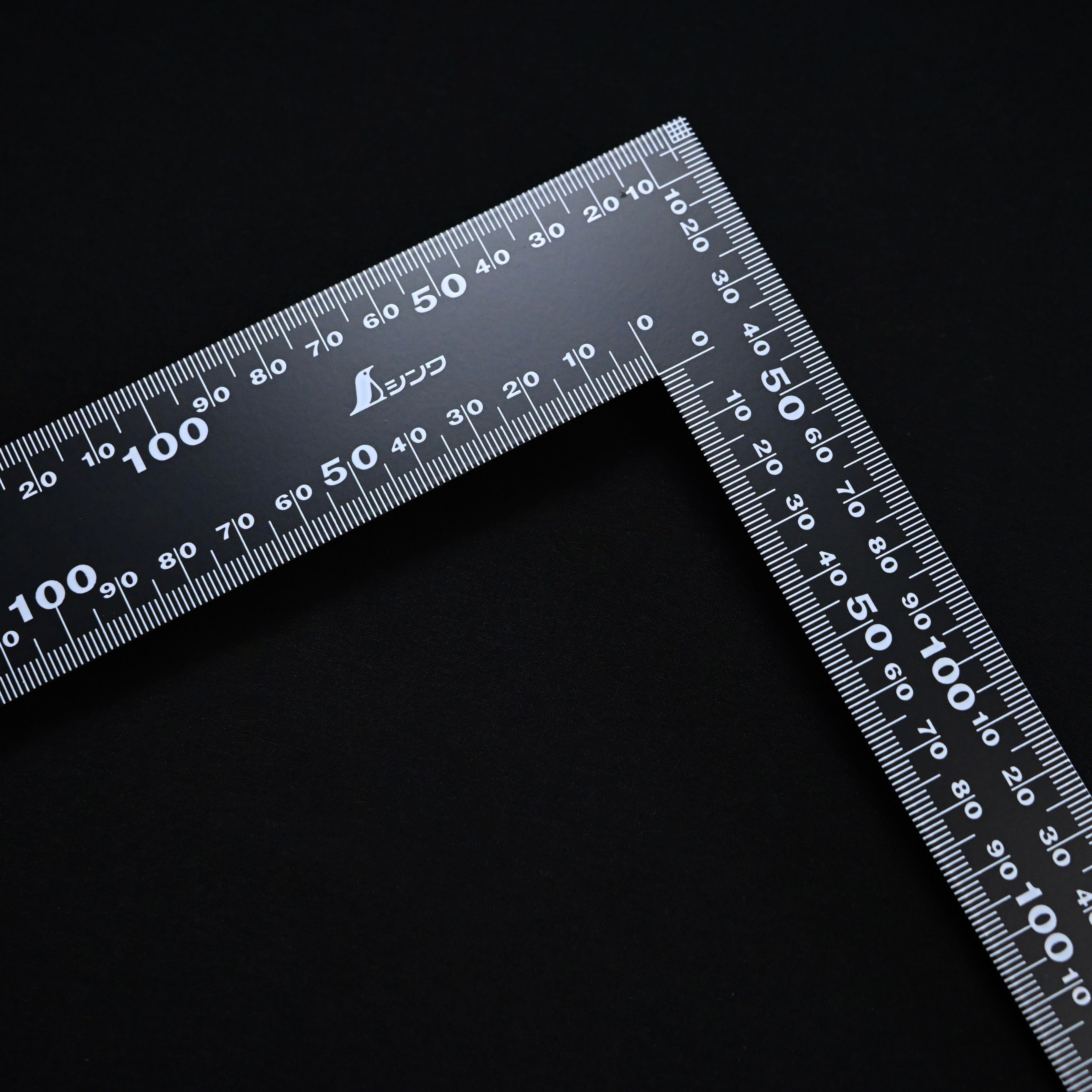 Shinwa Flat Square Marks Building 2x4 シンワ フラットスコヤ 黒色 30×20cm 白目盛
