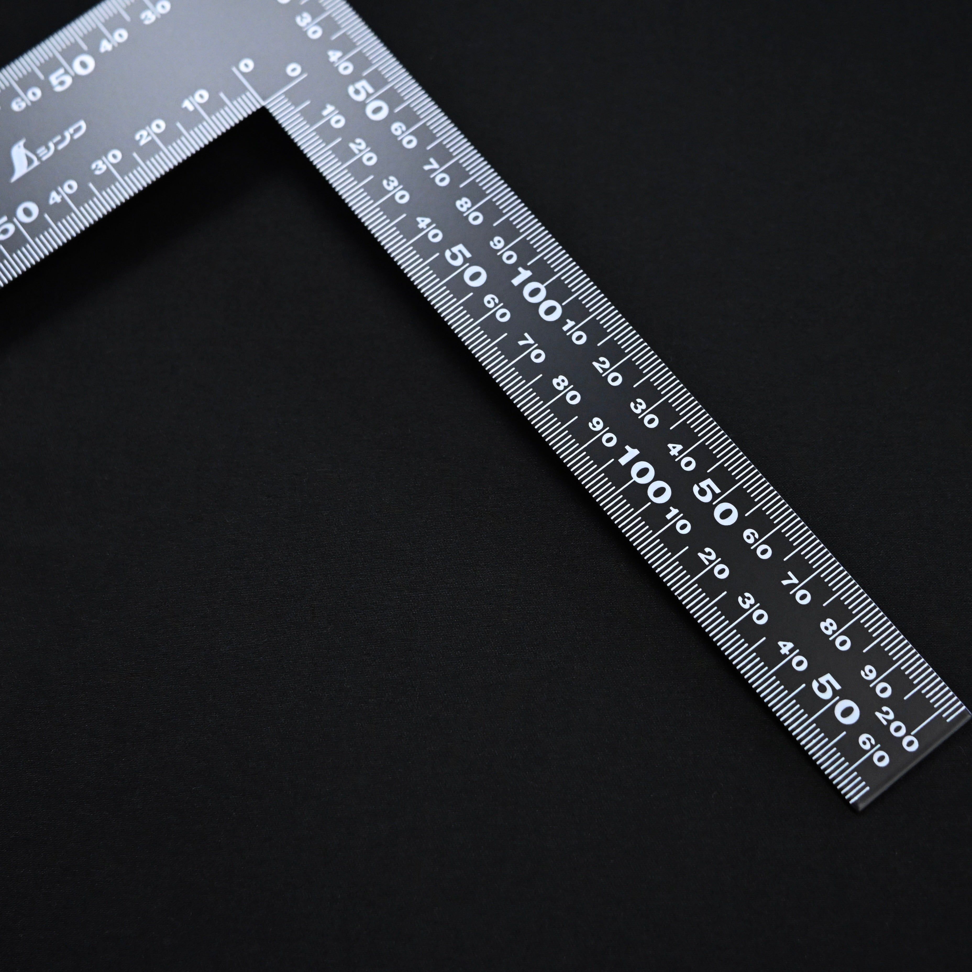 Shinwa Flat Square Marks Building 2x4 シンワ フラットスコヤ 黒色 30×20cm 白目盛