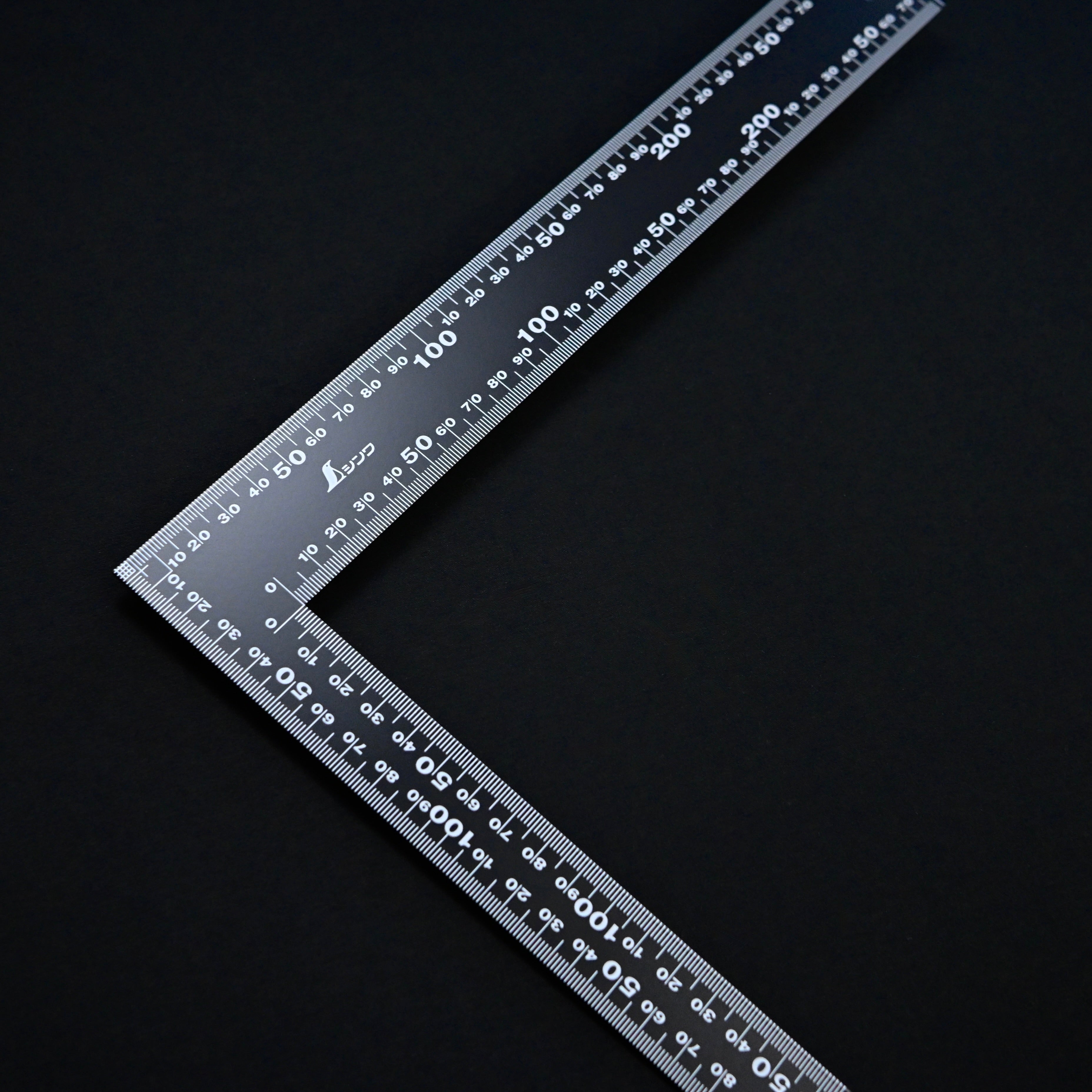 Shinwa Flat Square Marks Building 2x4 シンワ フラットスコヤ 黒色 30×20cm 白目盛