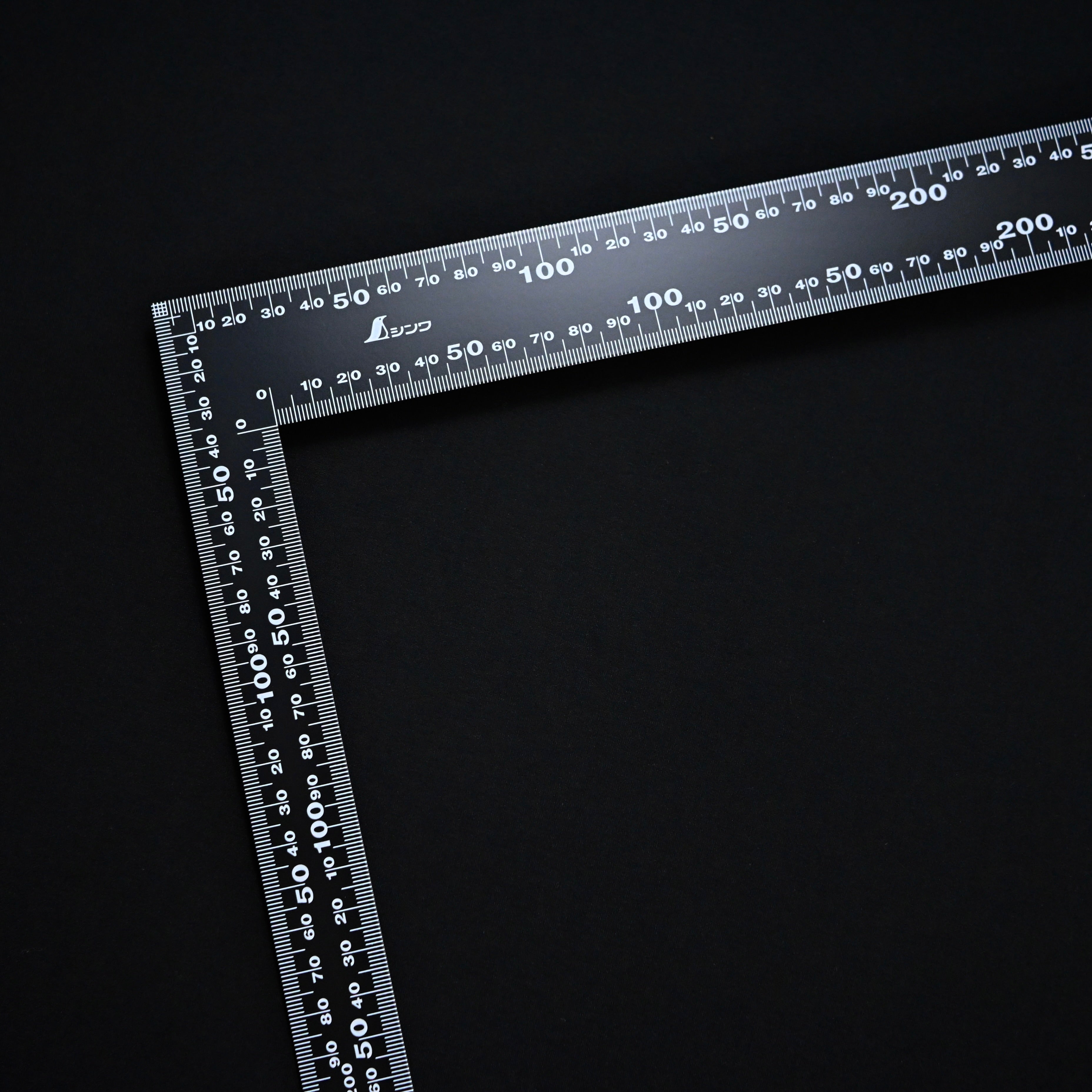 Shinwa Flat Square Marks Building 2x4 シンワ フラットスコヤ 黒色 30×20cm 白目盛