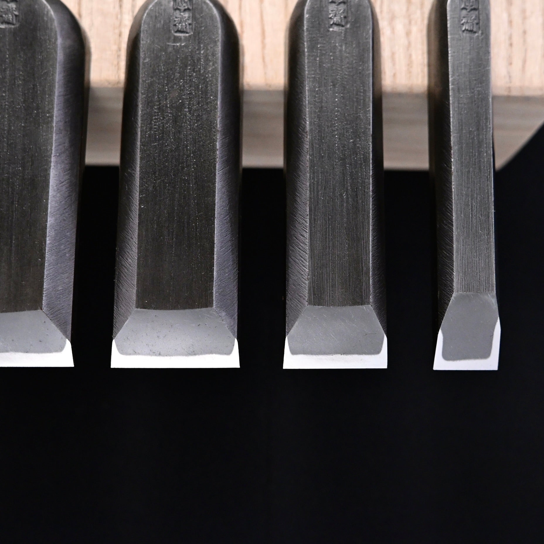 Tasai Timber chisels 6-Piece set Special Blue Steel 田斎 磨き叩組鑿 6本組