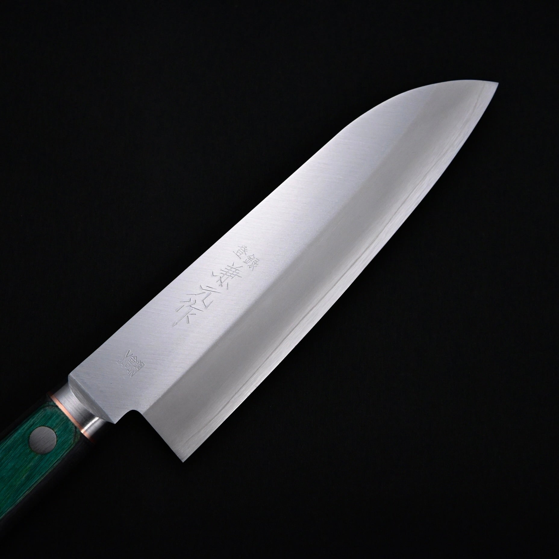 Kanemoto Santoku kitchen knife Green Handle 兼元 三徳包丁 DPゴールド 170mm 緑合板柄
