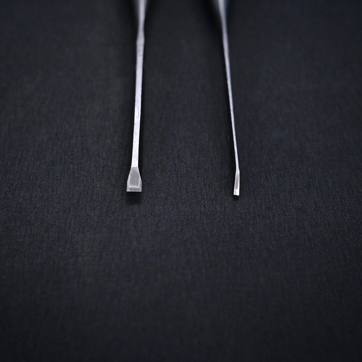 二治弘 追入鑿 5厘 / 1.5分 Nijihiro Bench chisels by Chuutarou Imai Oirenomi 1.5mm/4.5mm