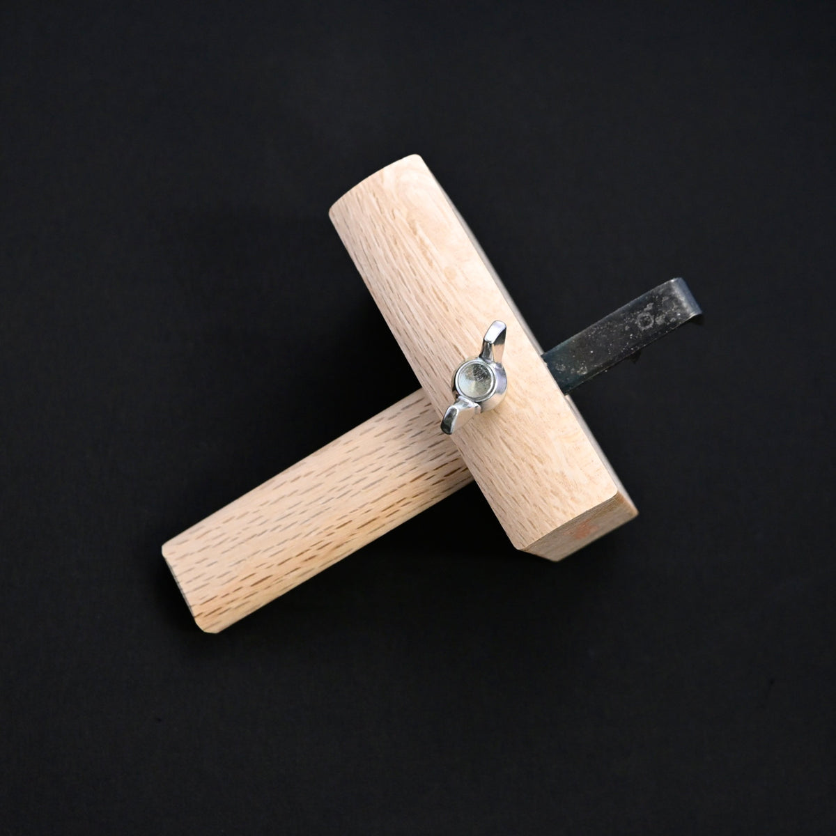 優美堂 鎌毛引幅広 小 Yubido Marking gauge wide body with two scribing rods Small Type