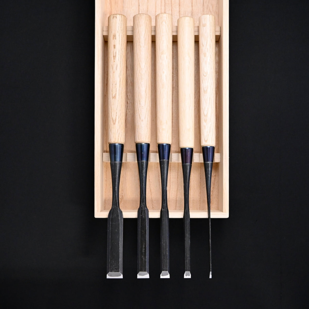 利久 面取薄鑿 5本組 Toshihisa Paring chisels Set (Usunomi) with white steel 5-Piece