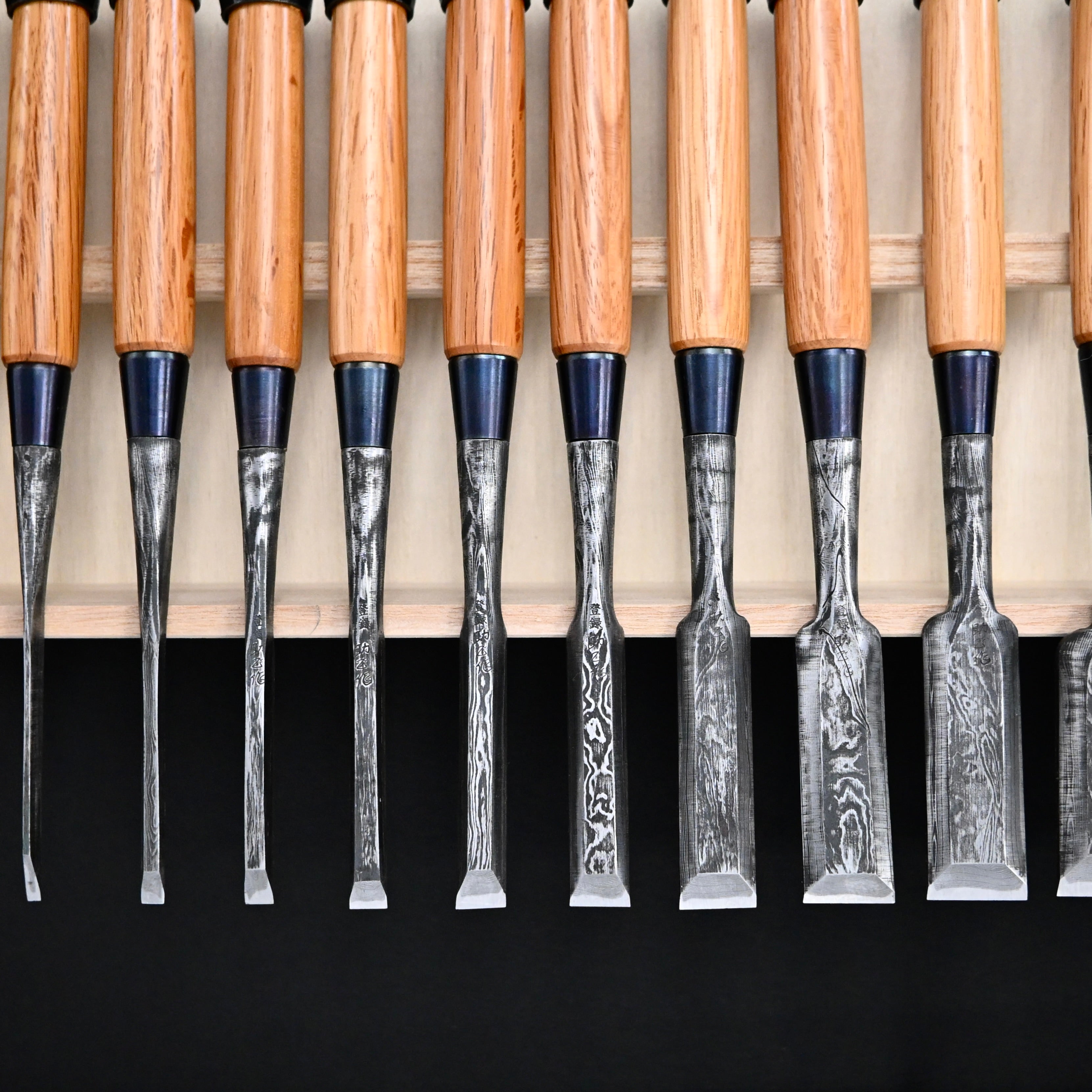 助正 墨流し 追入15本組鑿 Oirenomi Sukemasa Suminagashi Bench chisels set