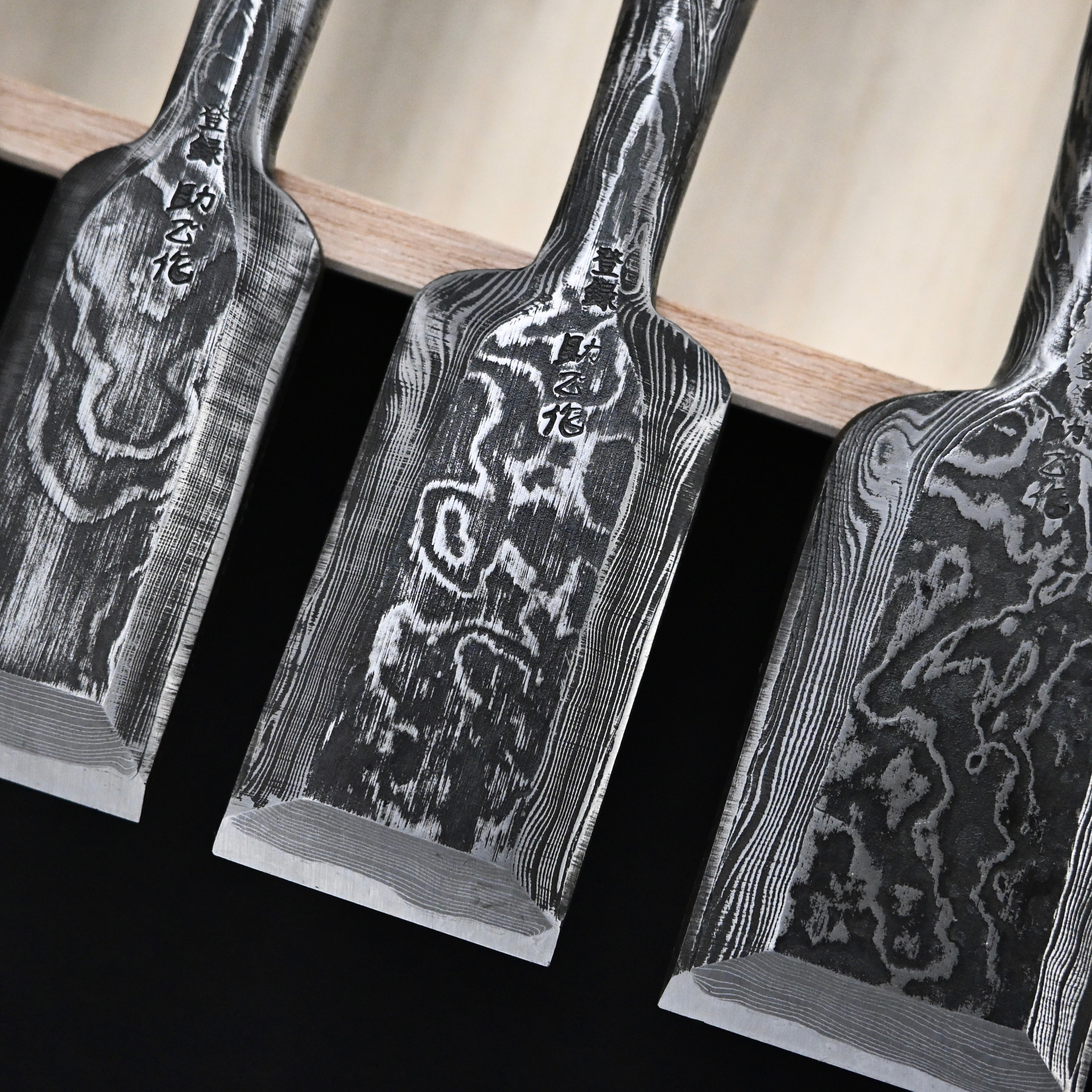助正 墨流し 追入15本組鑿 Oirenomi Sukemasa Suminagashi Bench chisels set