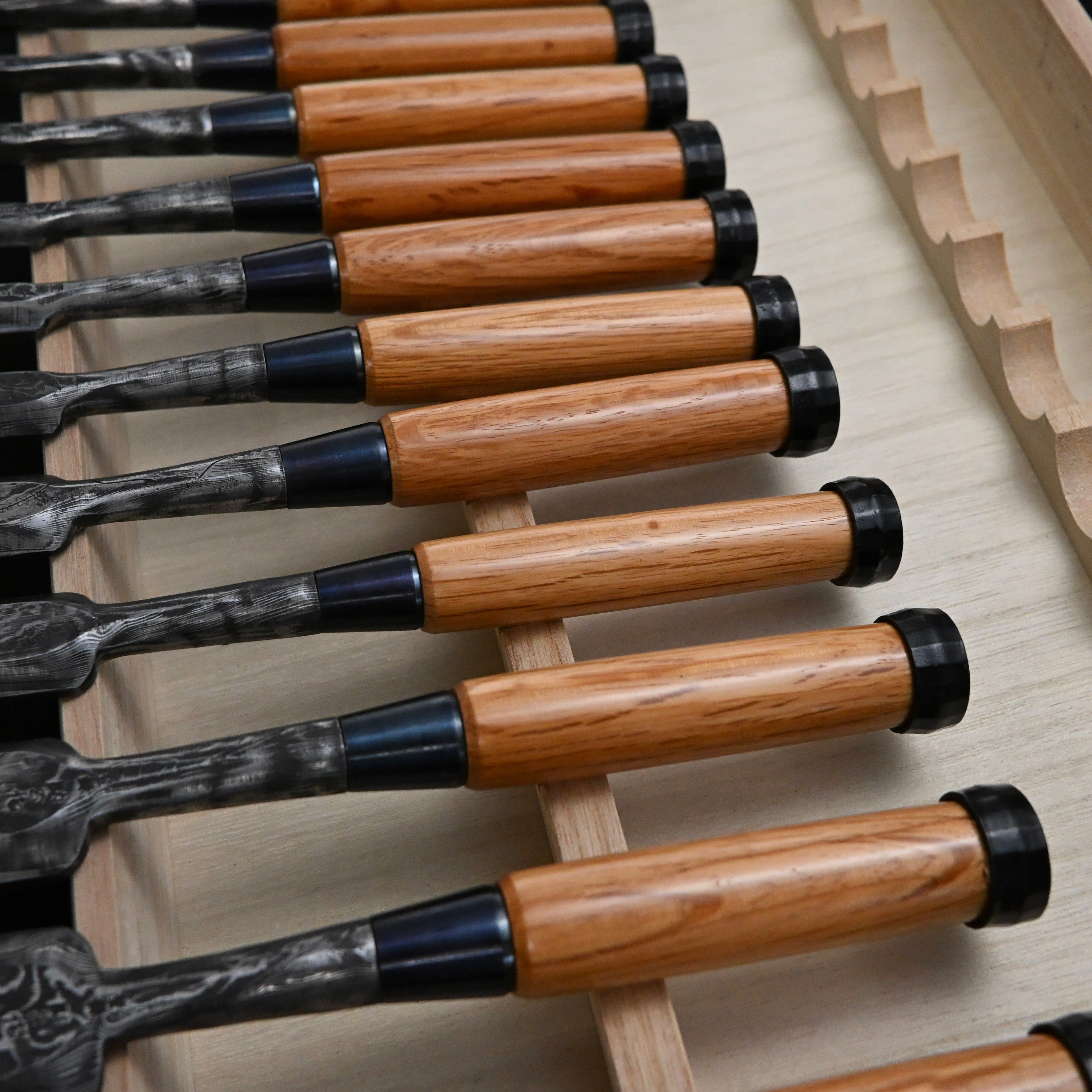 助正 墨流し 追入15本組鑿 Oirenomi Sukemasa Suminagashi Bench chisels set