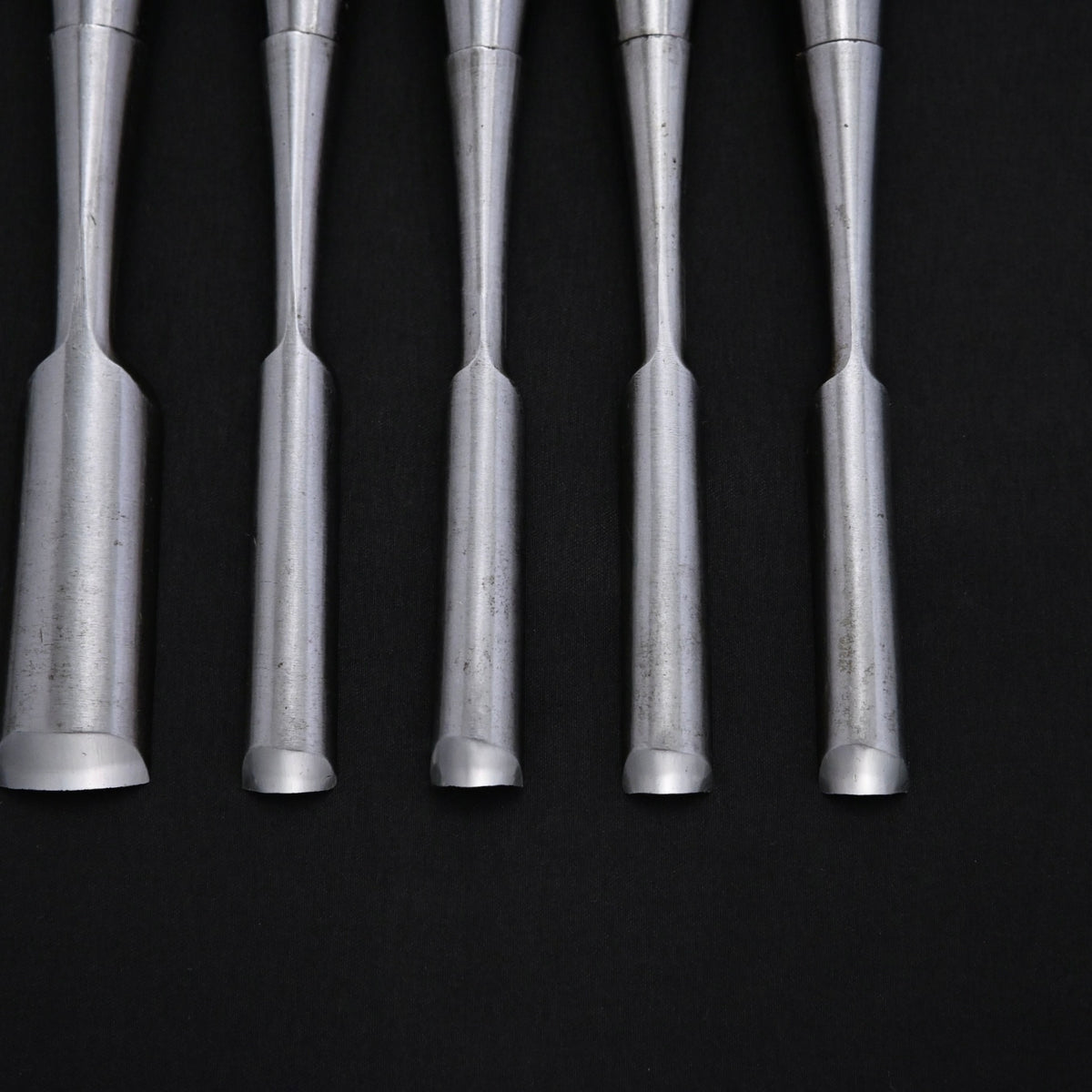 利国 内丸鑿 総磨き Toshikuni Uchimaru Chisels with white steel Polish (Round Chisel) Uchimarunomi