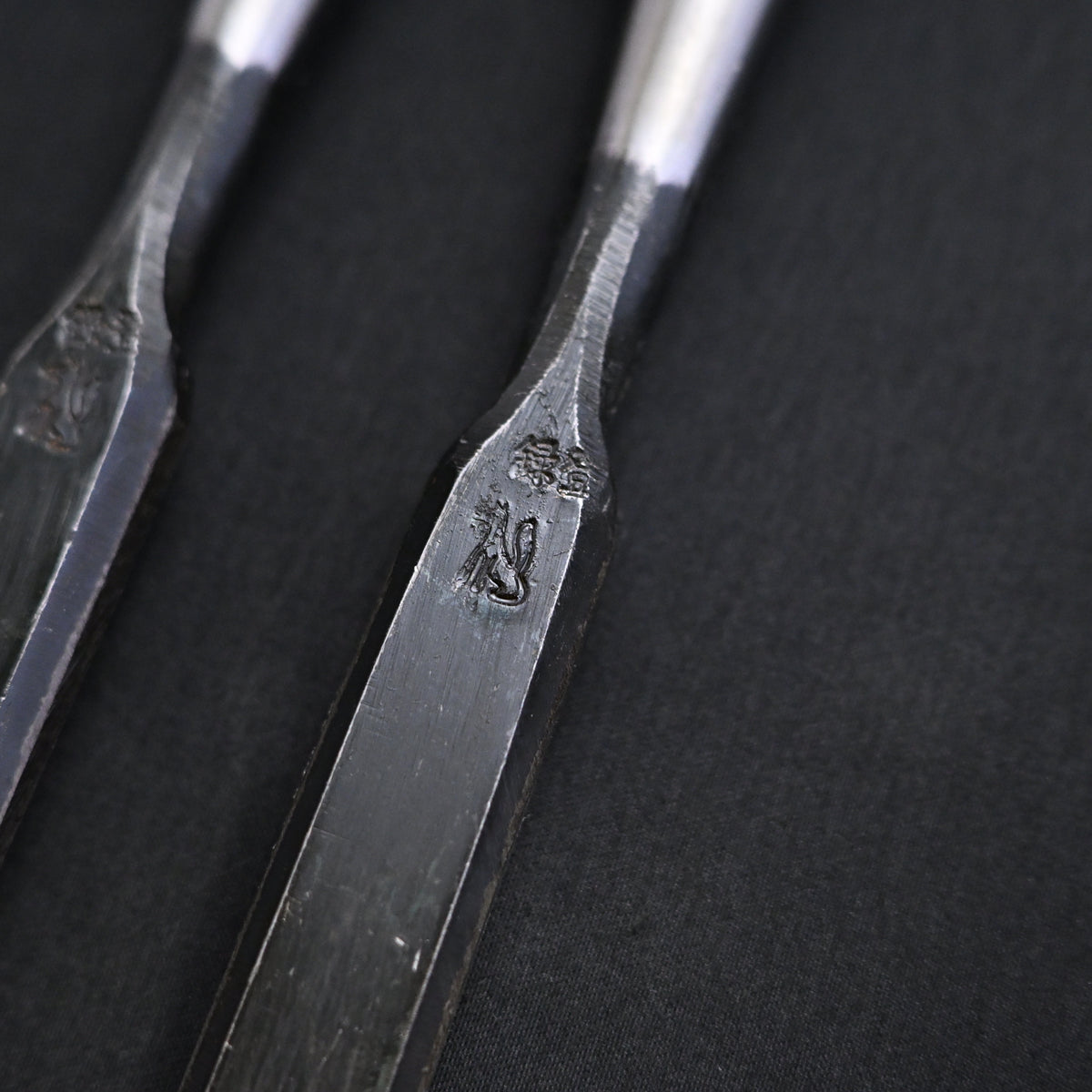 掘り出し物 磯野信夫作 狐 面取り追入鑿 5分 Old stock Kitsune Bench chisels 15mm with white steel by Isono Nobuo