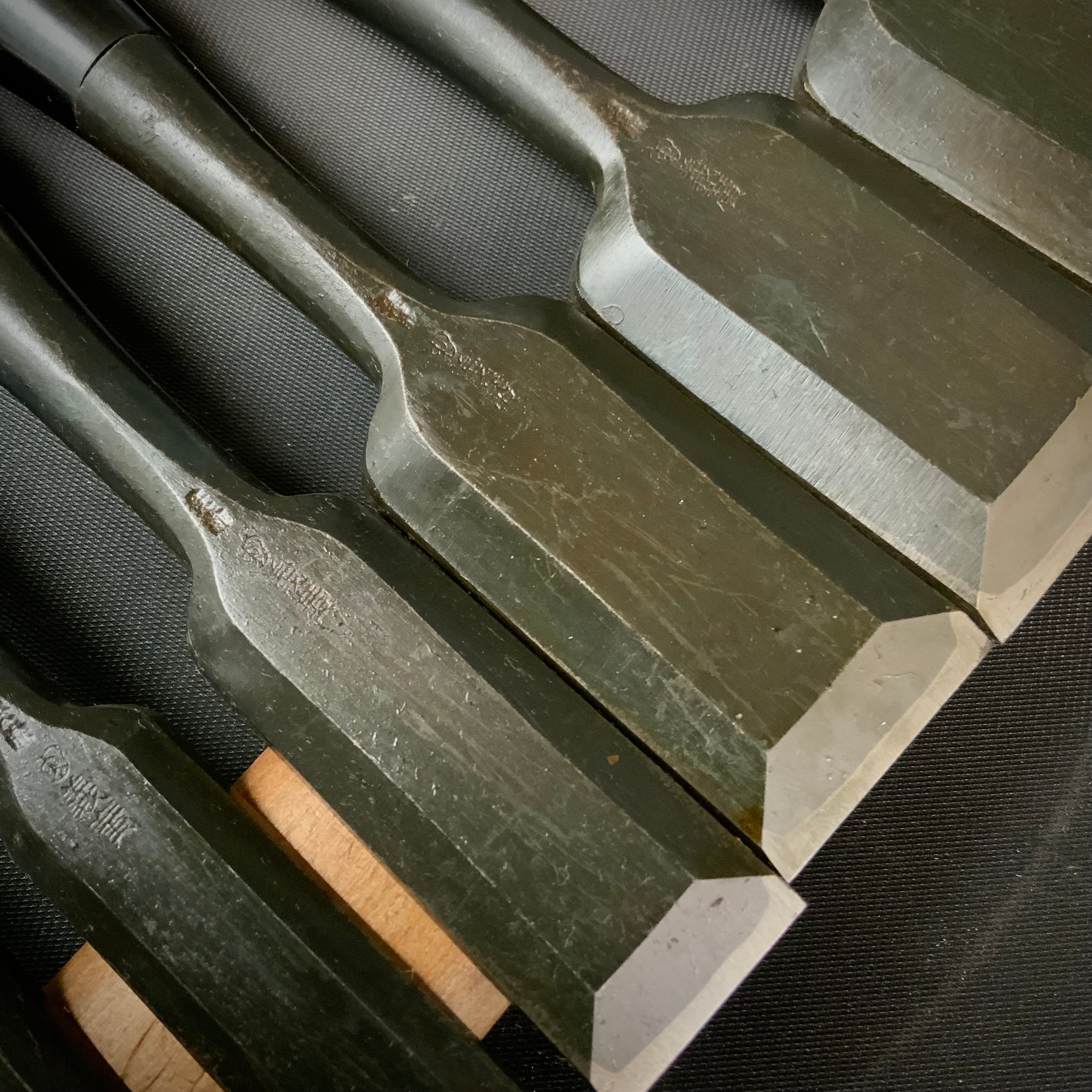 Yoshihiro Bench chisels set chisels with white steel 義廣 追入組鑿 Oirenomi