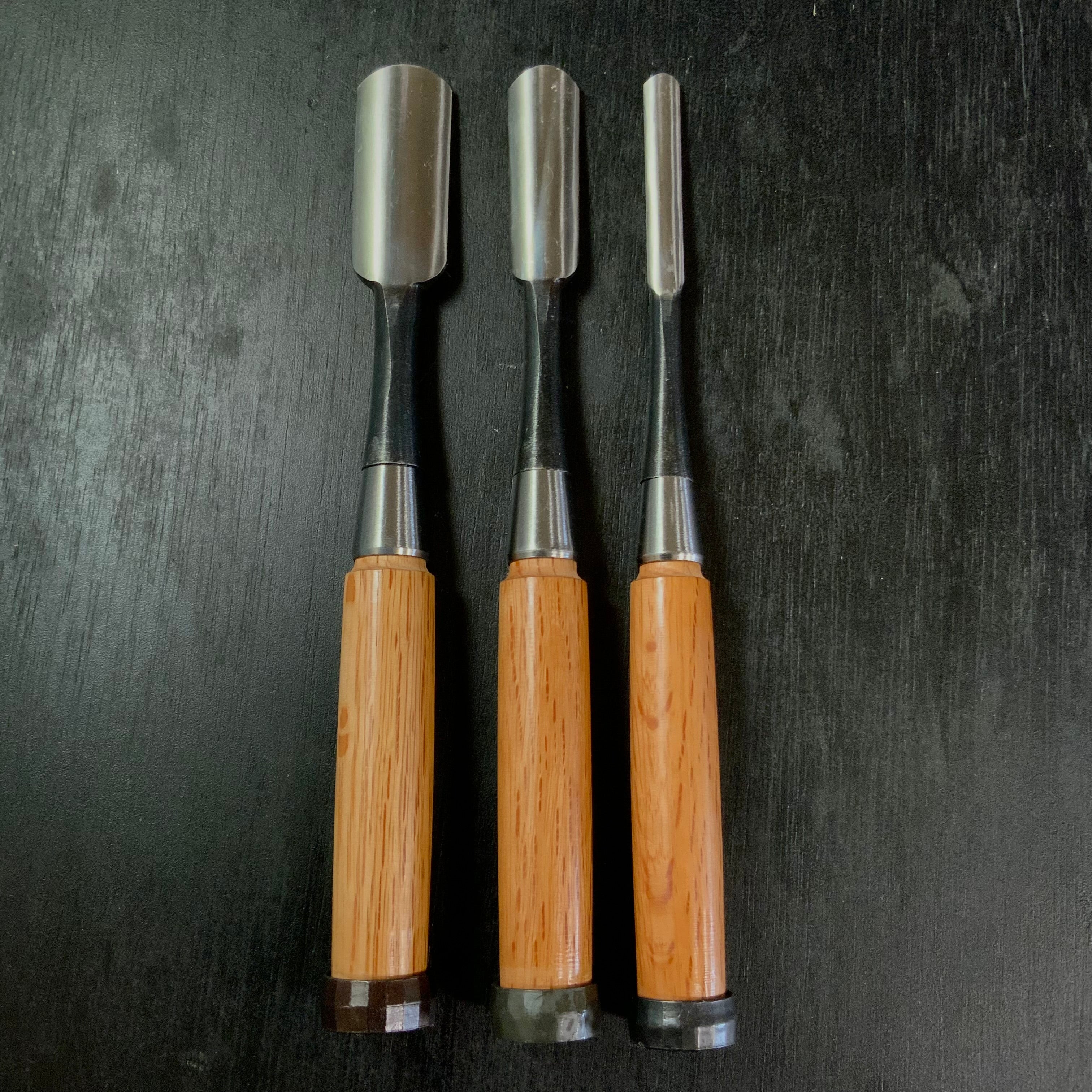 義隆 外丸鑿 白紙鋼 赤樫柄 / Yoshitaka Soto maru chisels with white steel