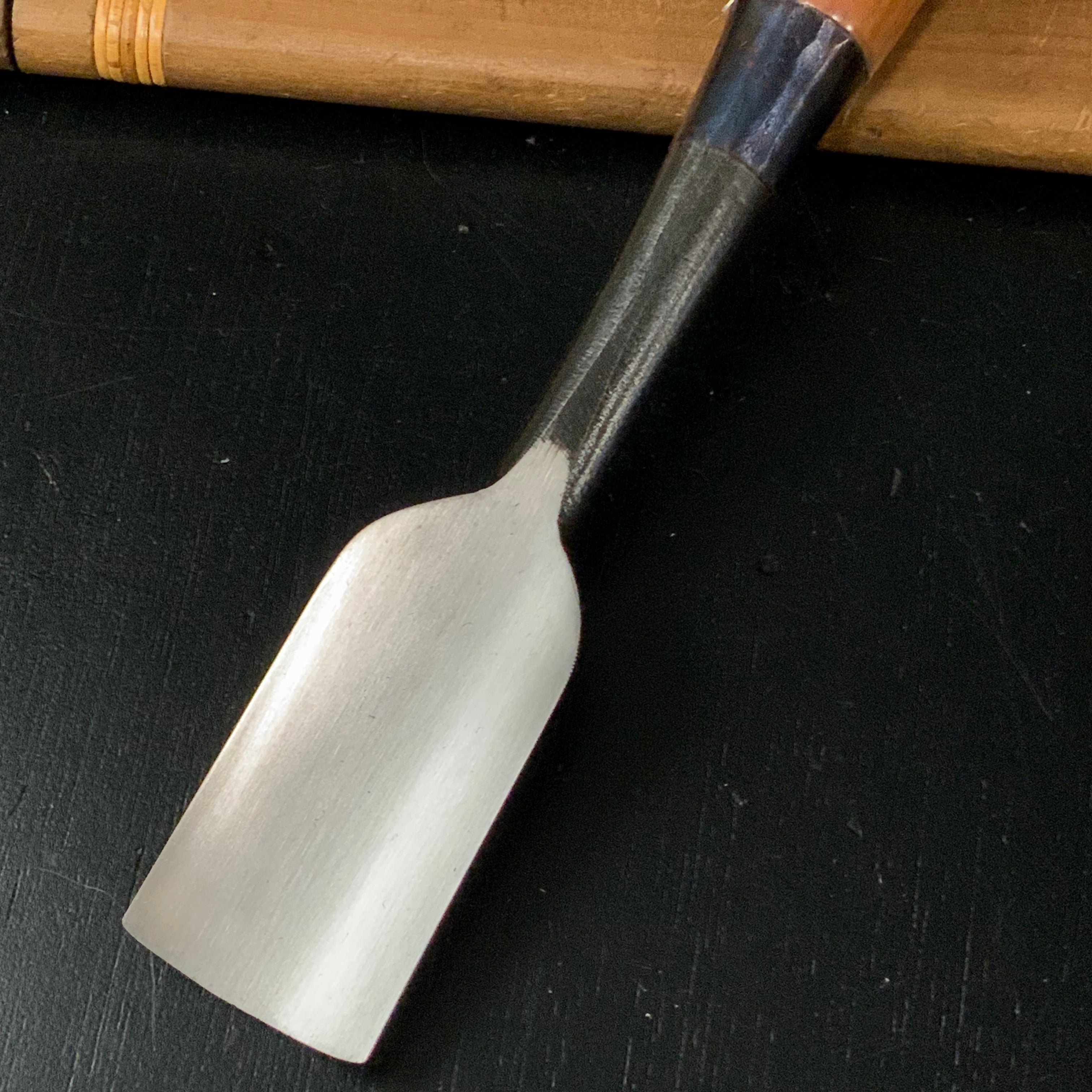 Tasai Uchimaru Medium Timber chisels with Japanese red oak 田斎作 中叩内丸鑿 赤樫柄 36mm Chutataki uchimarunomi