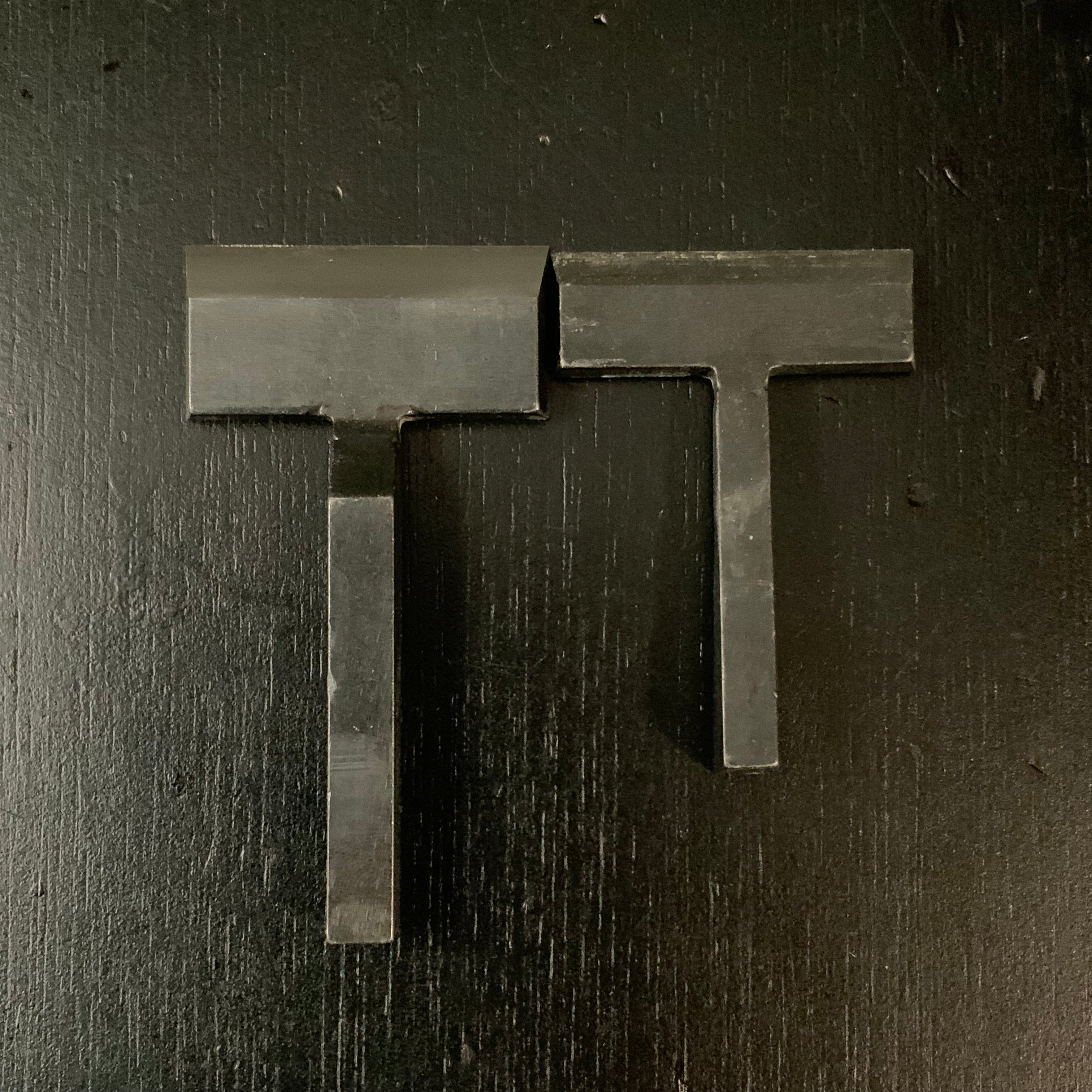 Old stock Kiyotada Wholesaler stamp Gotoku Plane with blue steel 清忠(問屋銘・水平屋) 五徳鉋 青紙鋼