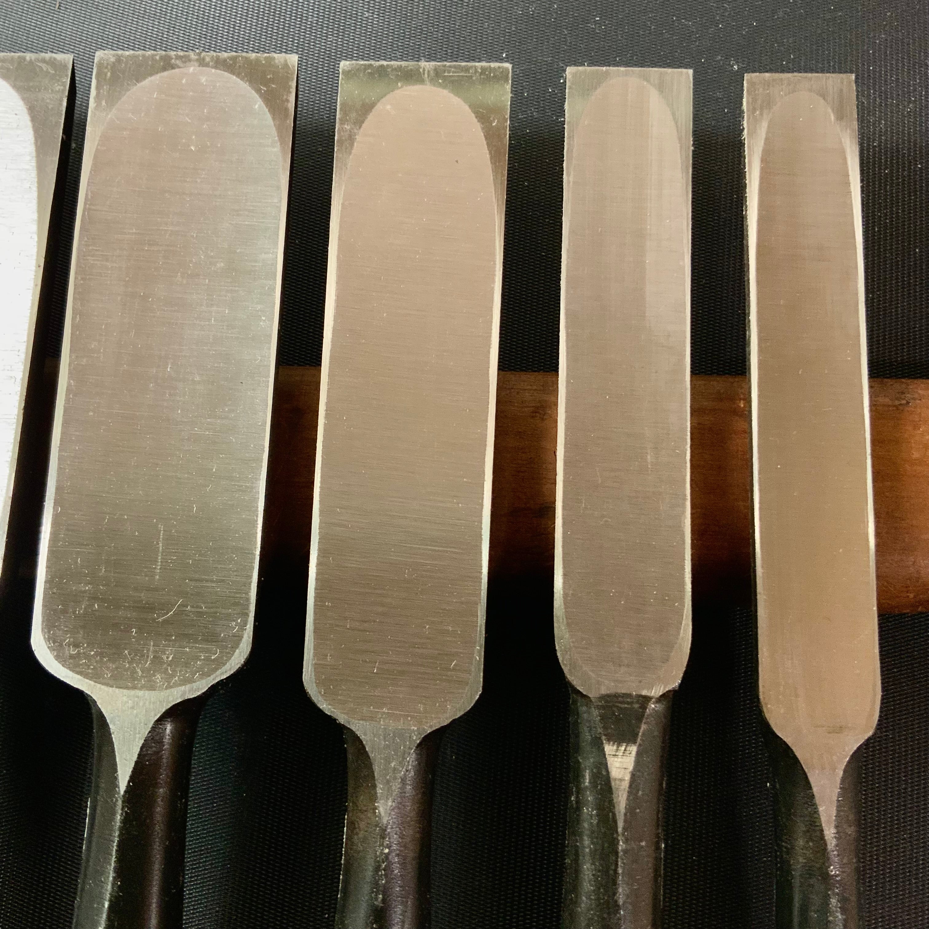 Old stock Kitsune Timber chisels set with white steel by Isono Nobuo 磯野信夫作 狐 叩鑿 7本組