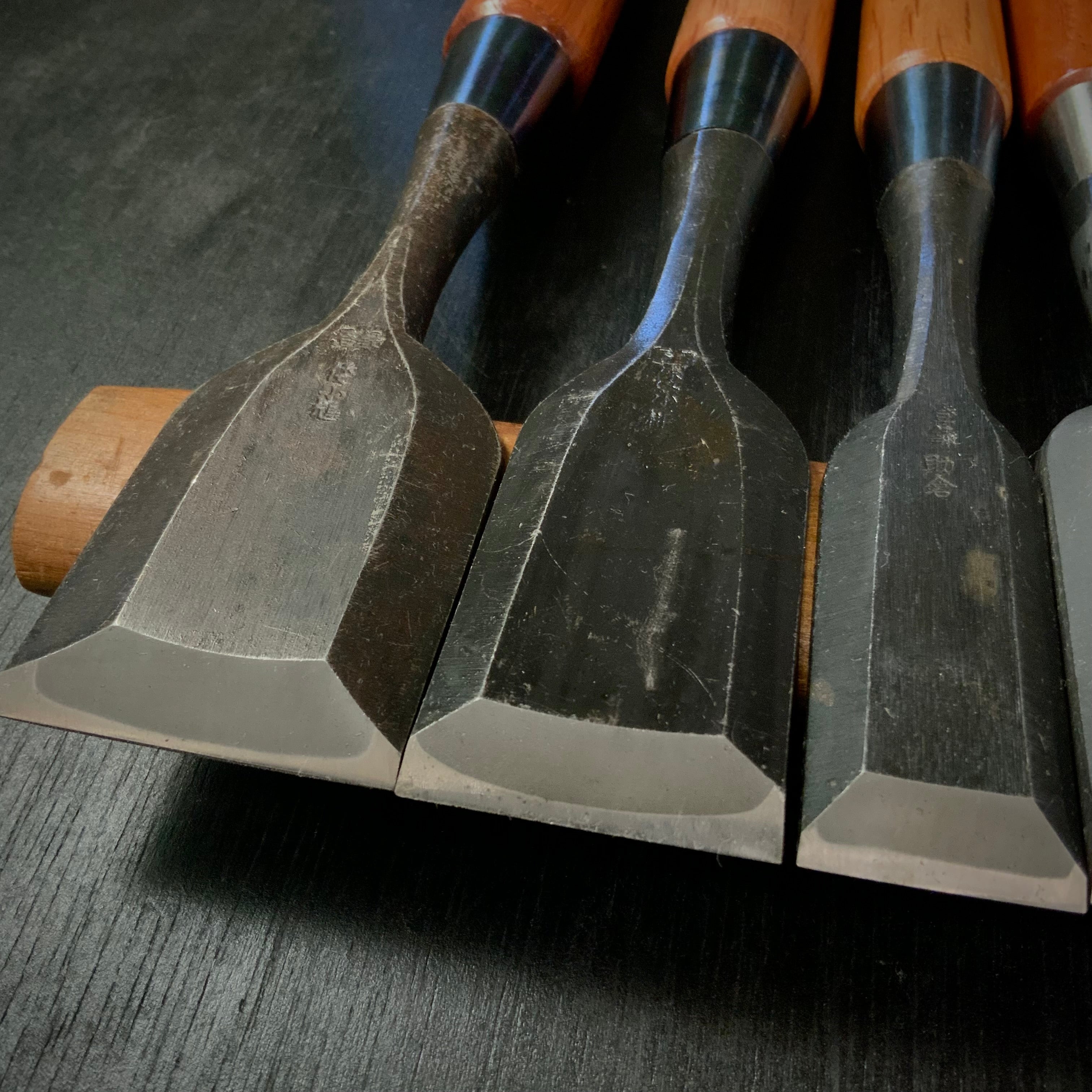 #M161 Mixed set for beginner Bench chisels set by unknown smith バラ鑿合わせ 初心者におすすめ 追入組鑿作者不明