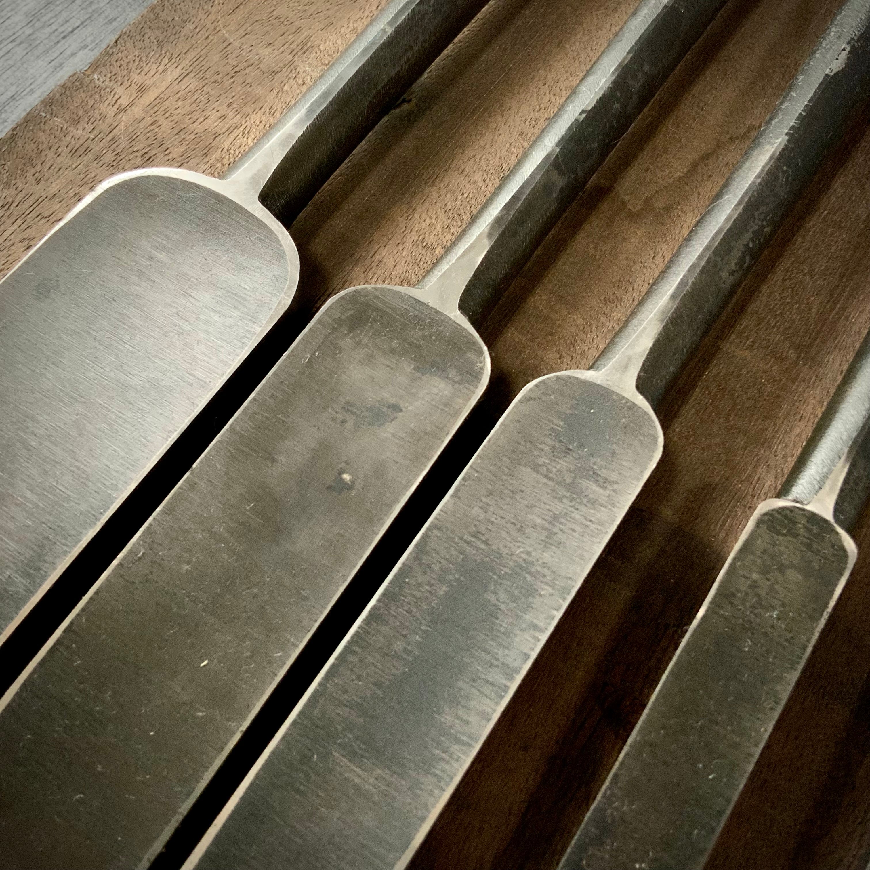 Kunikei Old stock #3 Slick Chisels by Ikeda Yoshiro (Ootsuki-nomi, Hontsuki-Nomi) 掘出し物 池田慶郎氏 三代目国慶作 本突き鑿