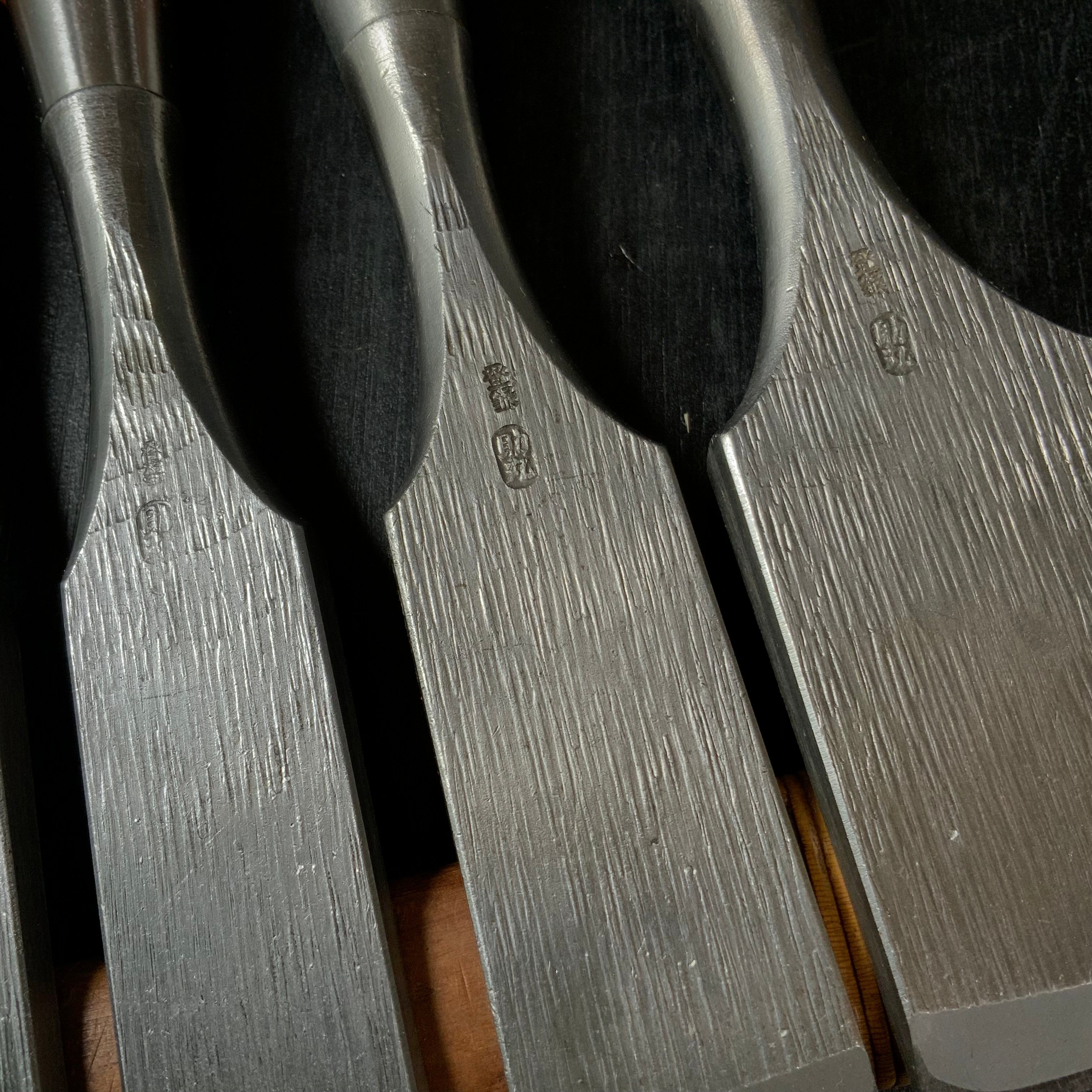 Old stock Sukemaru 3rd Damekiri chisels set with Triple ura 掘出し物 三代助丸作 碓氷金三郎氏 ダメ切り5本組鑿 Damekirinomi