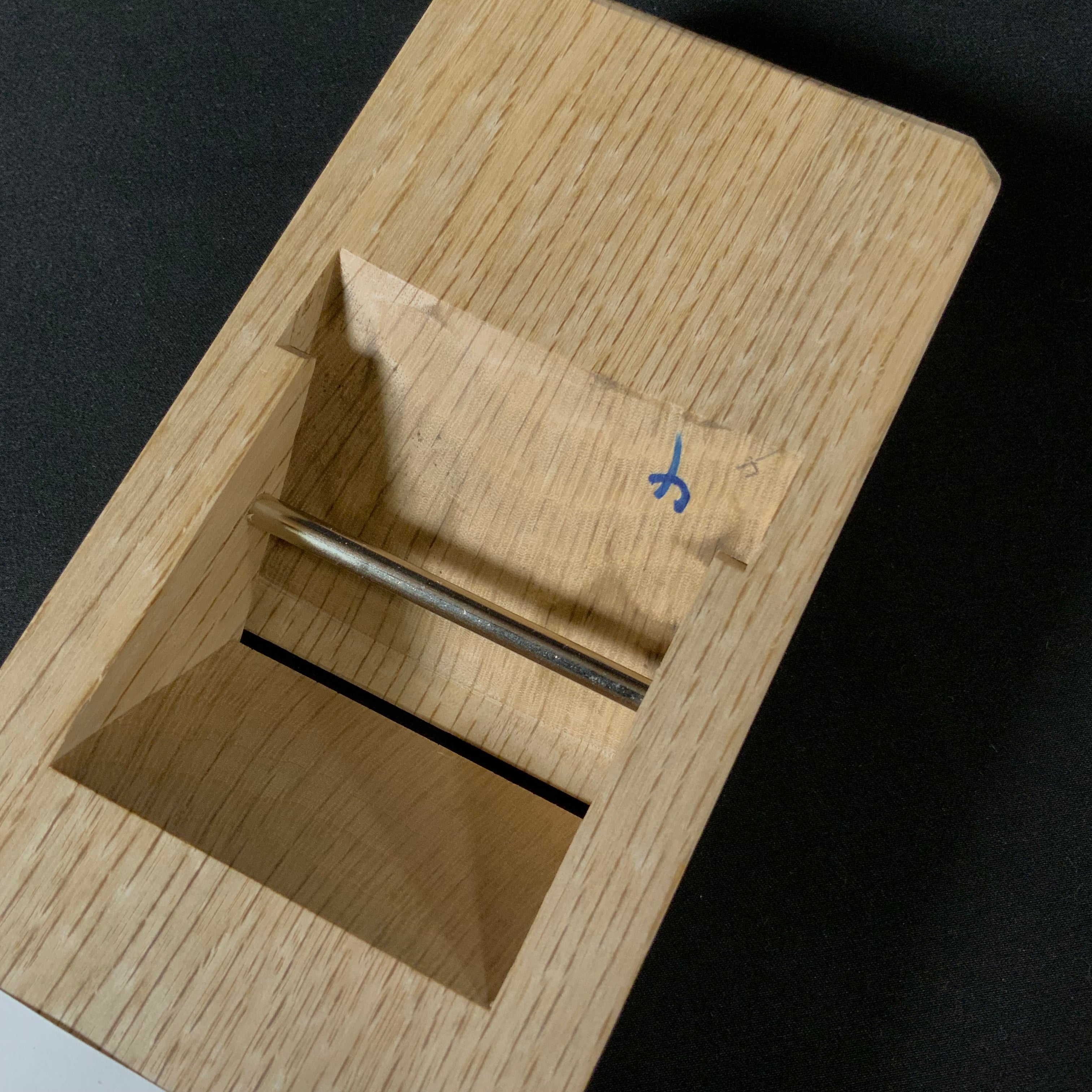 Meigo Ryomou Tsunesaburo Smoothing Plane (Kanna) with Super White steel Mokume 迷悟両忘 常三郎作 木目仕上鉋 青紙スーパー鋼 70mm