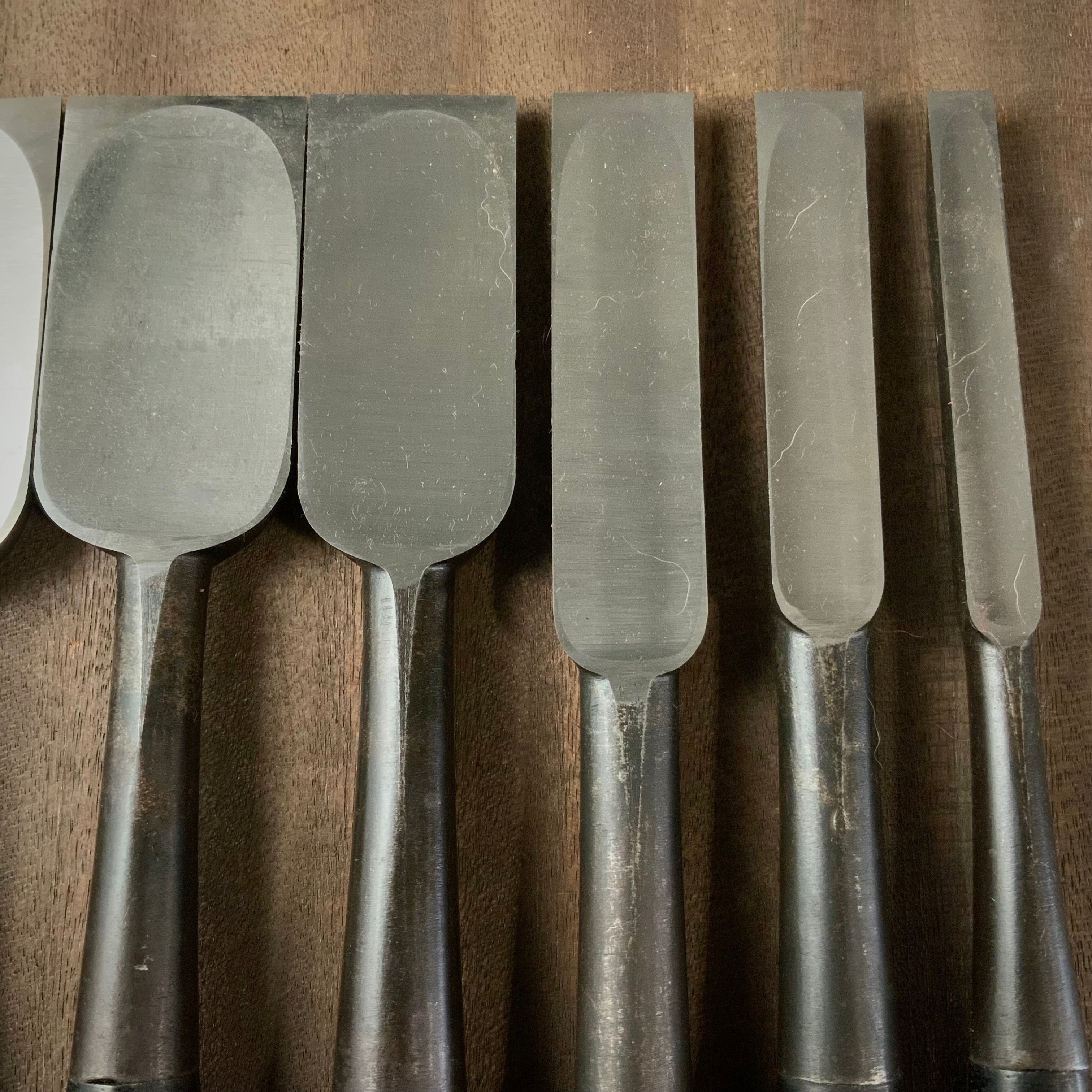Old stock Hidari Hisasaku 2rd Timber chisels by Ikegami Takanobu 池上喬庸作 二代目左久作 叩き鑿 Tatakinomi