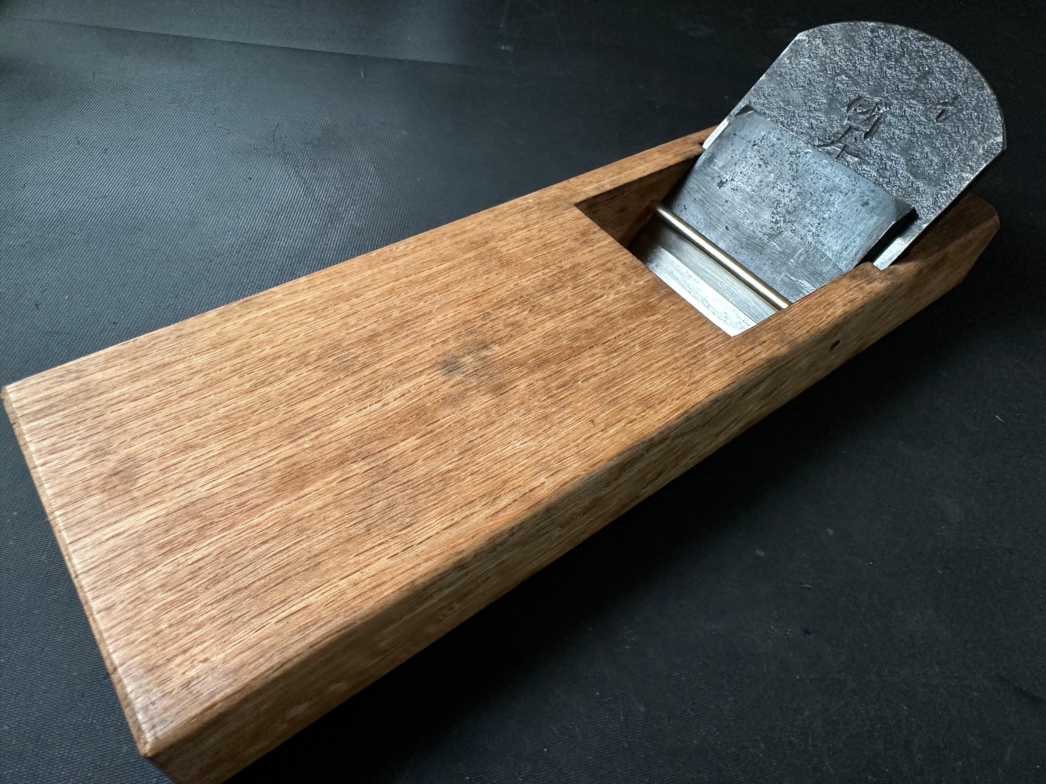 Old stock Kokuju Smoothing Plane(Kanna) by Usuikengo 掘出し物 碓氷健吾作 国寿 (問屋銘) 仕上げ鉋 78mm