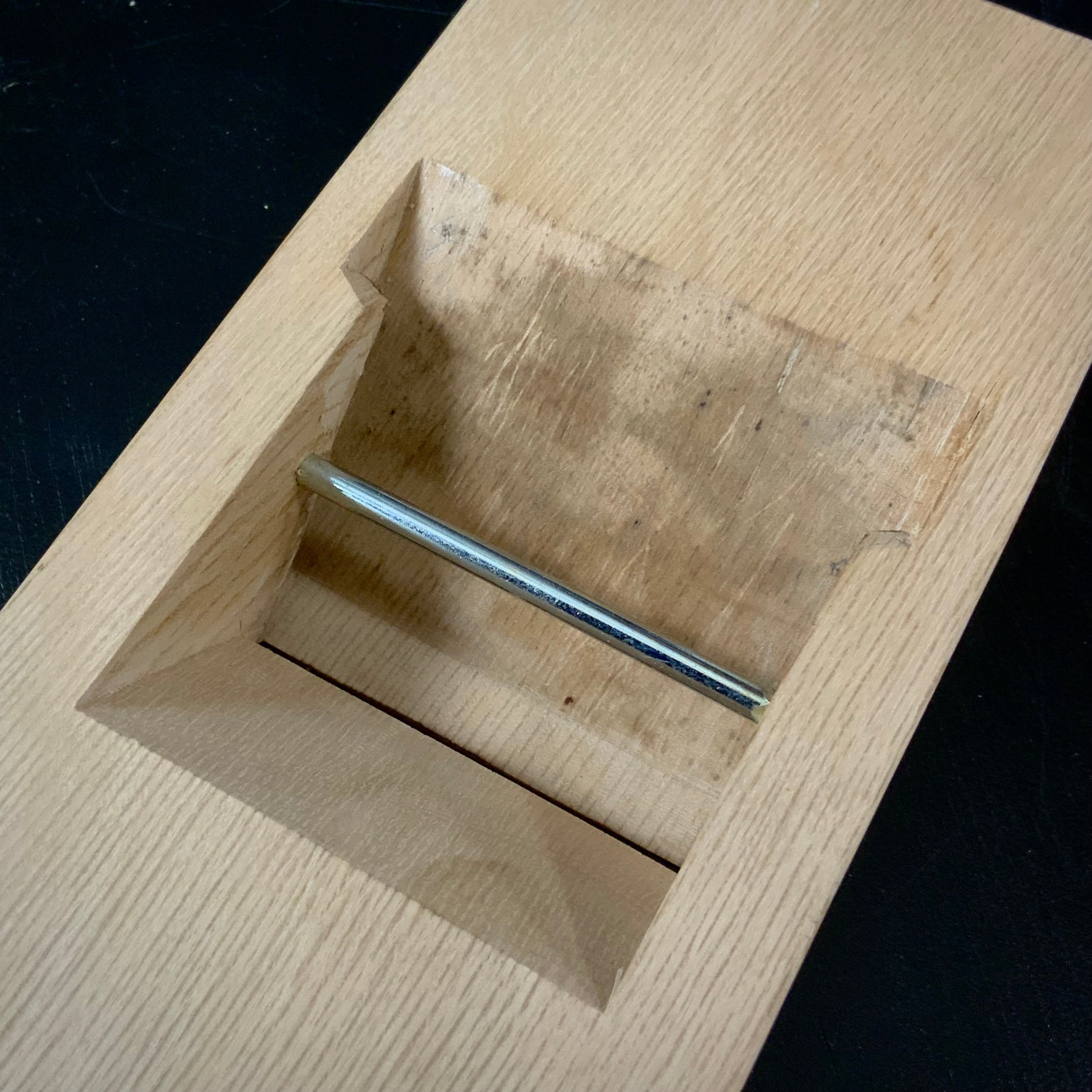 Old stock Hidariyoshimitsu Smoothing Plane (Kanna) / 掘出し物 左芳光 三代目左永光作 鋼青紙 仕上げ鉋 70mm