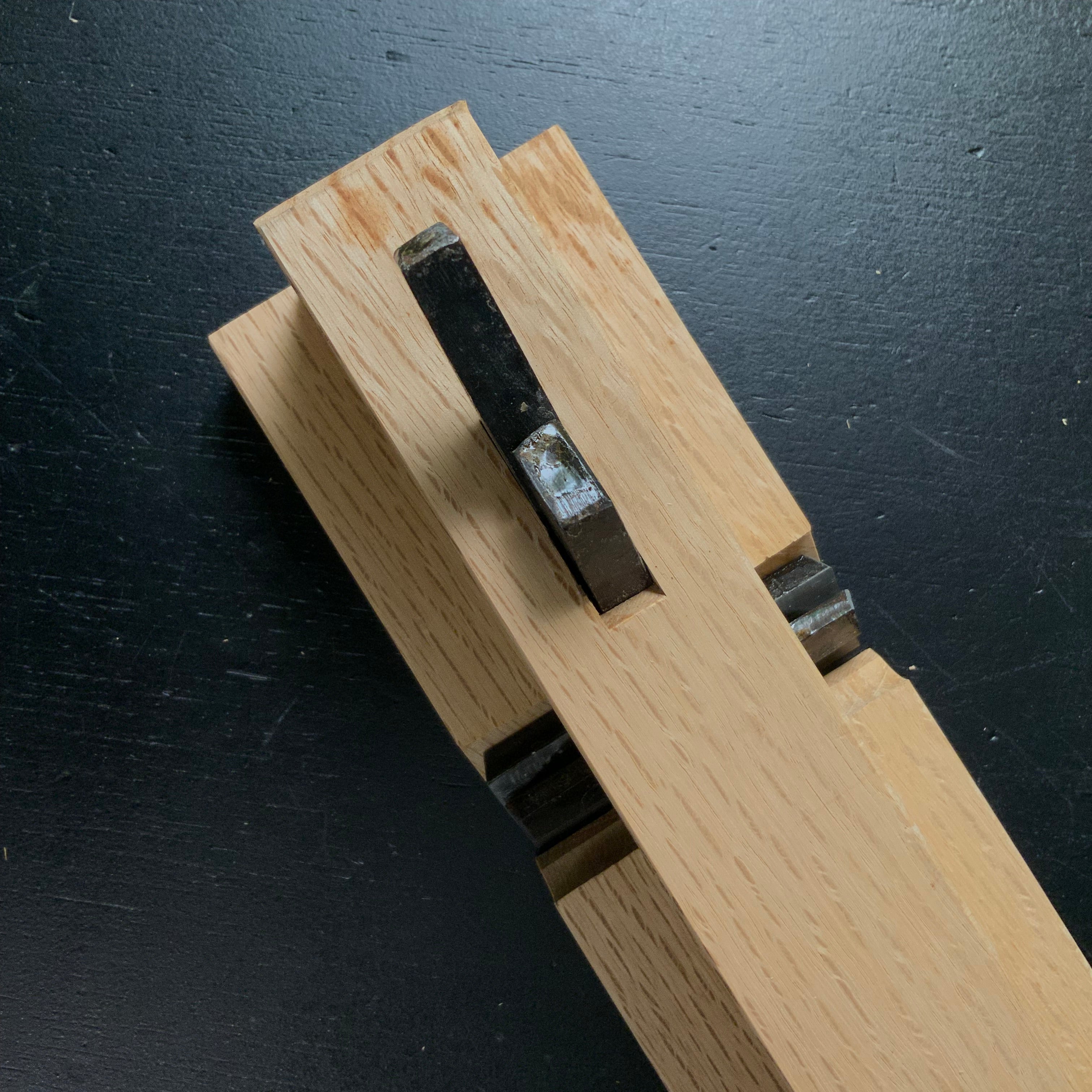 Old stock Gotoku Plane with blue steel 掘り出し物 五徳鉋 青紙鋼