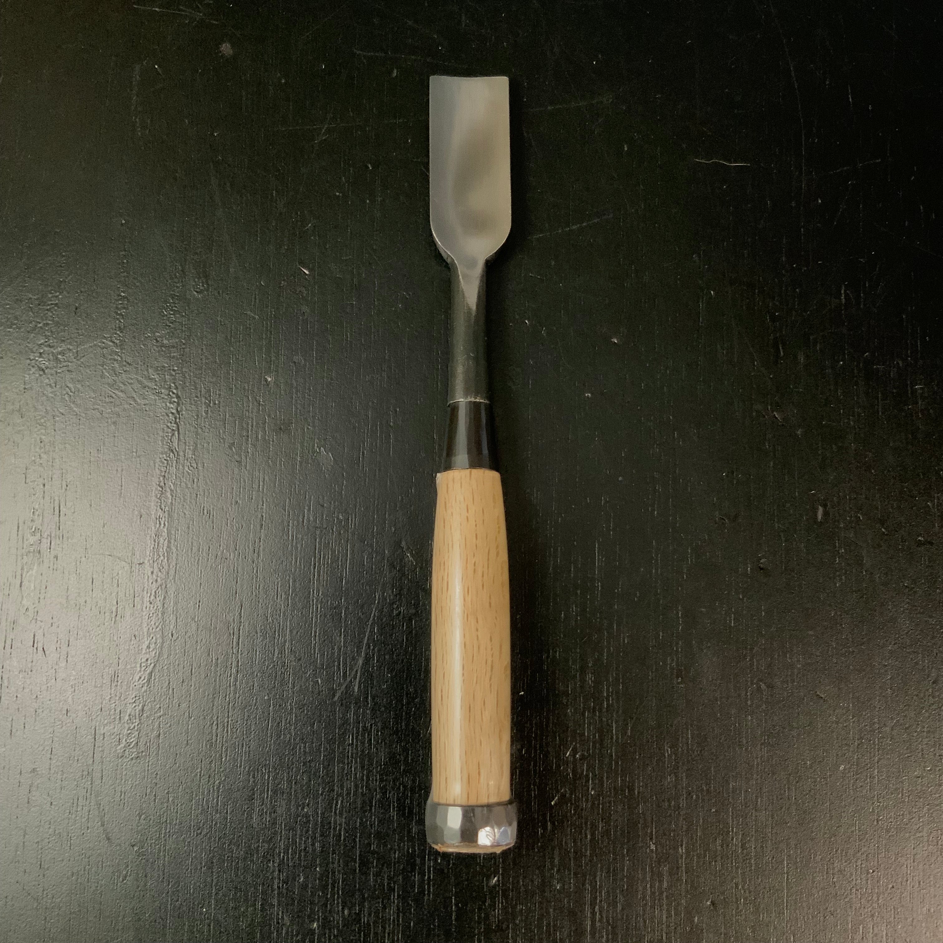 Tasai carving chisel (Uchimaru) with Japanese White Oak 田斎作 木彫追入内丸鑿 白樫柄 24mm uchimaru