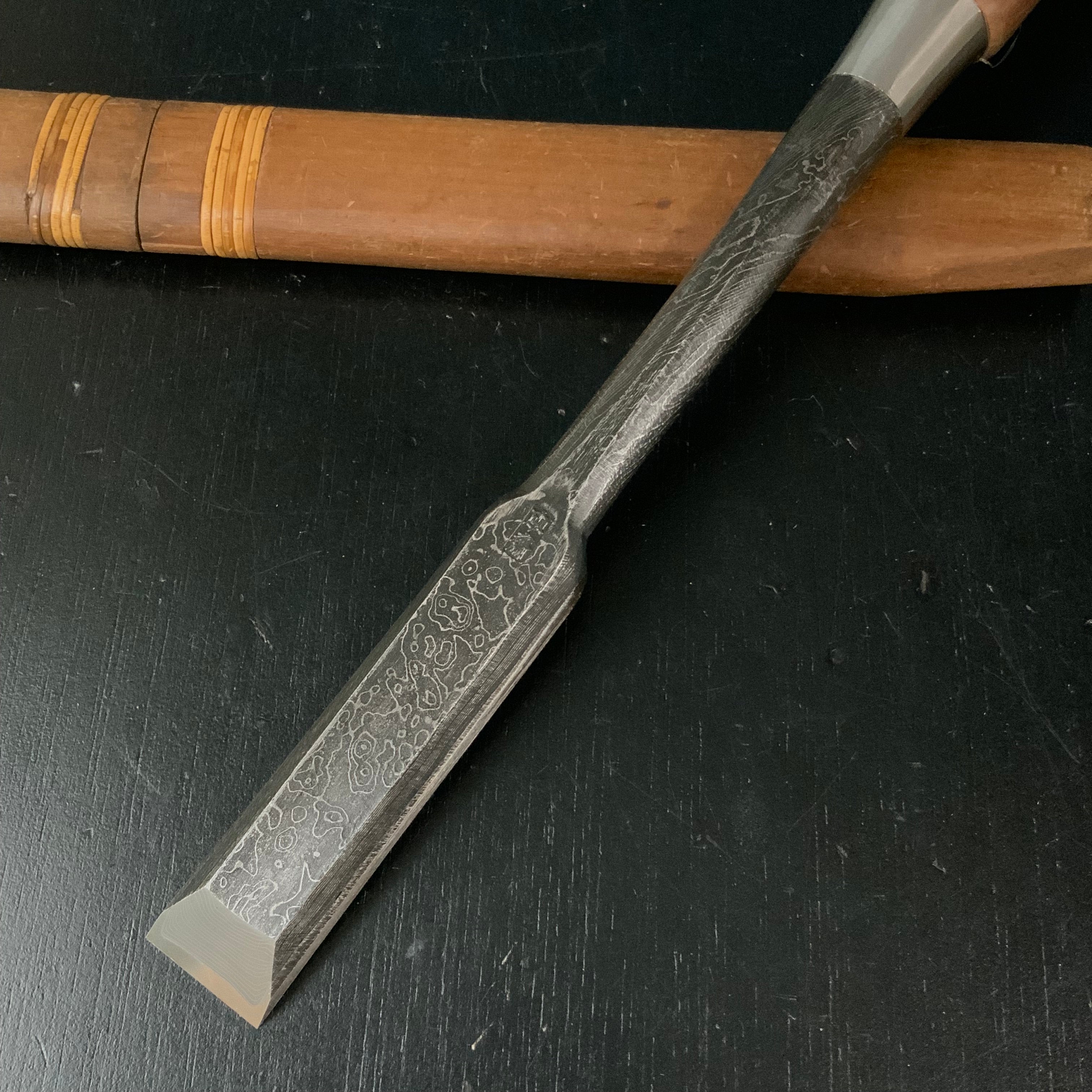 Tasai Mokume Special Timber chisels Kubinaga Atsunomi 田斎作 木目 首長厚鑿 赤樫柄 24mm
