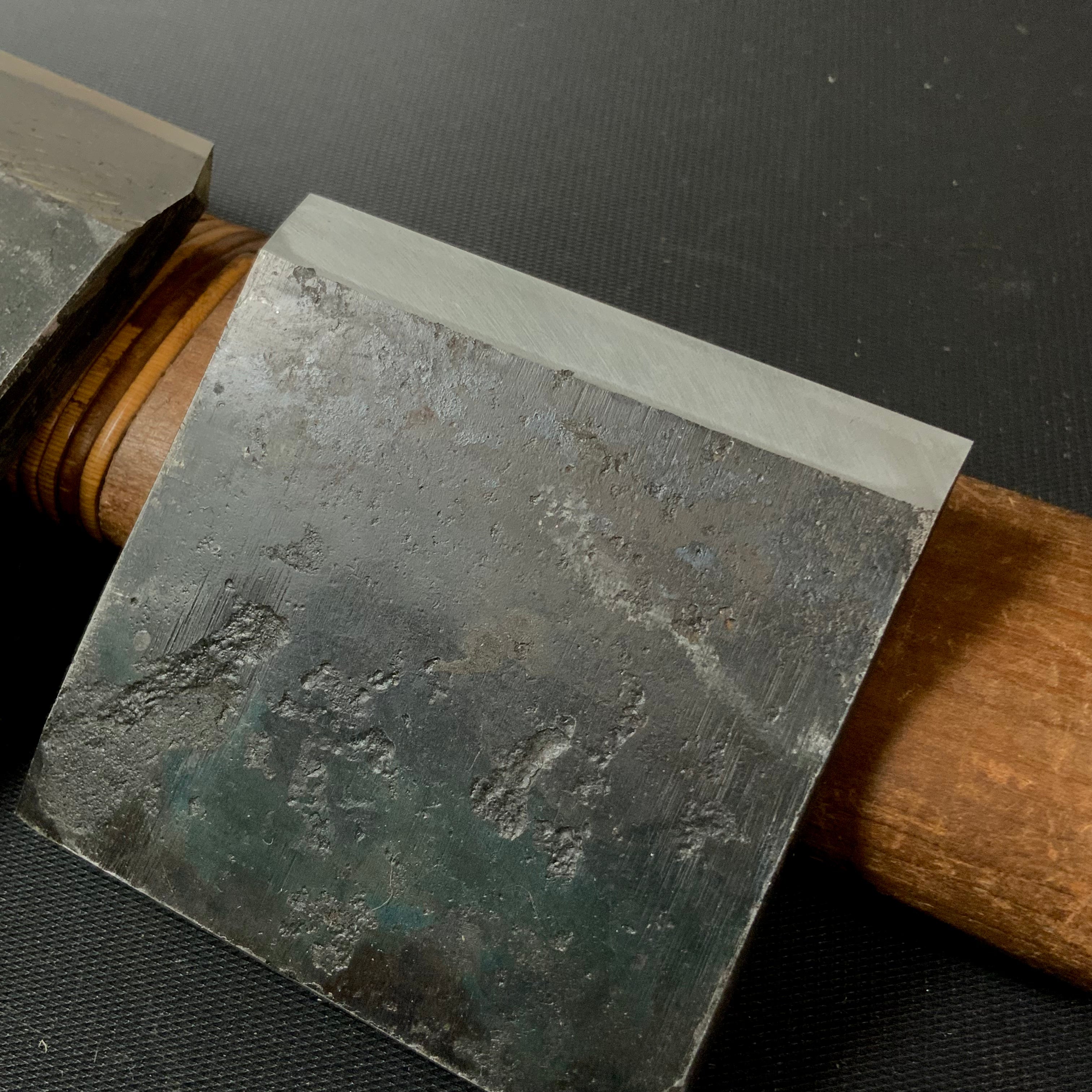 Ready to use!! Honmei Mitsukuni Smoothing Plane (Kanna) 初心者におすすめ 直ぐ使い 本銘光圀 石橋藤七作 仕上げ鉋 65mm