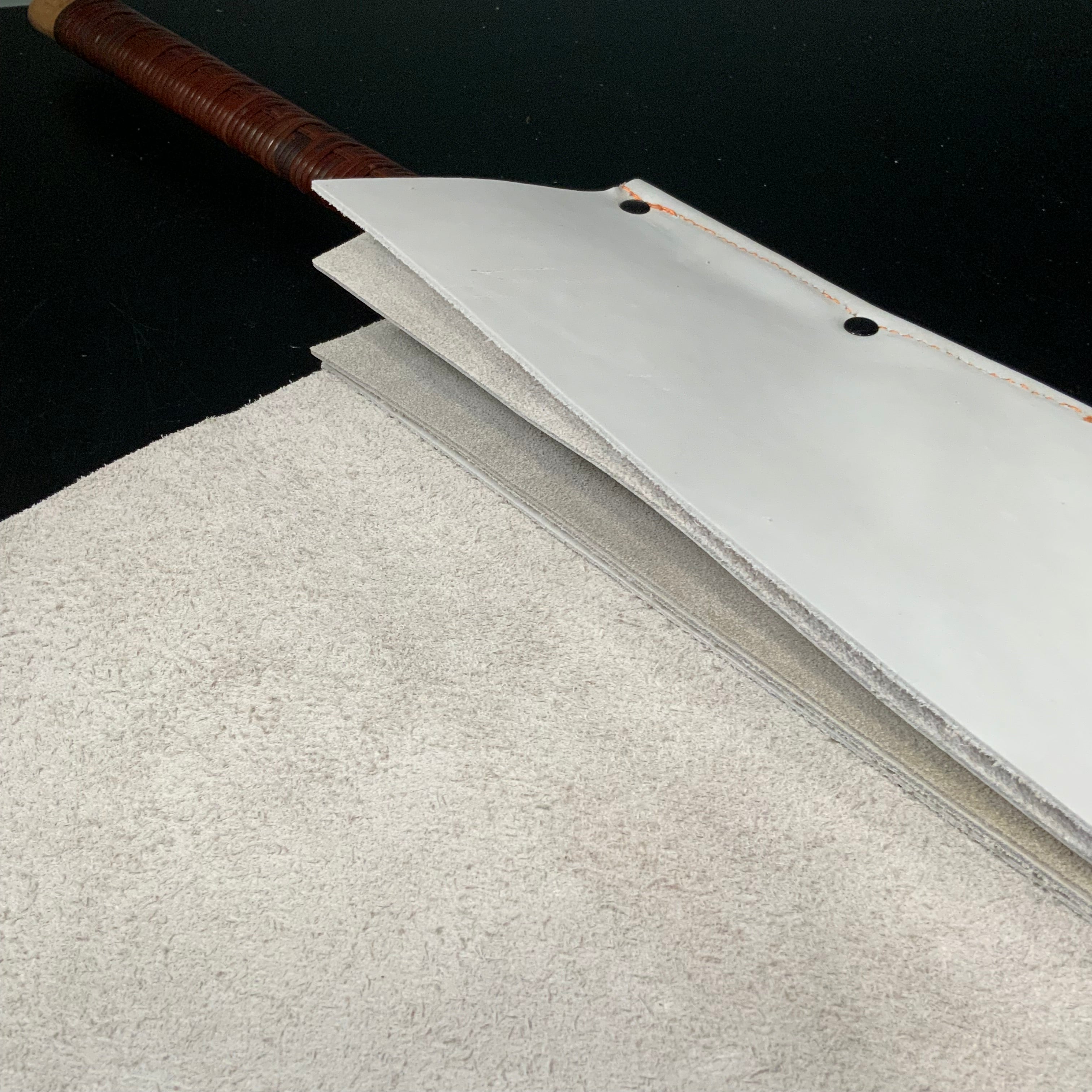 Daido Saw Leather Cloth Bag / 大道 床革鋸巻 革紐付き